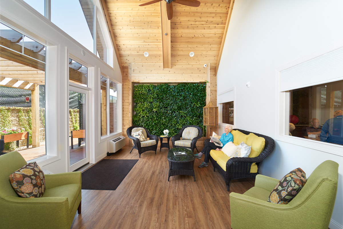Livingplantwall.jpg