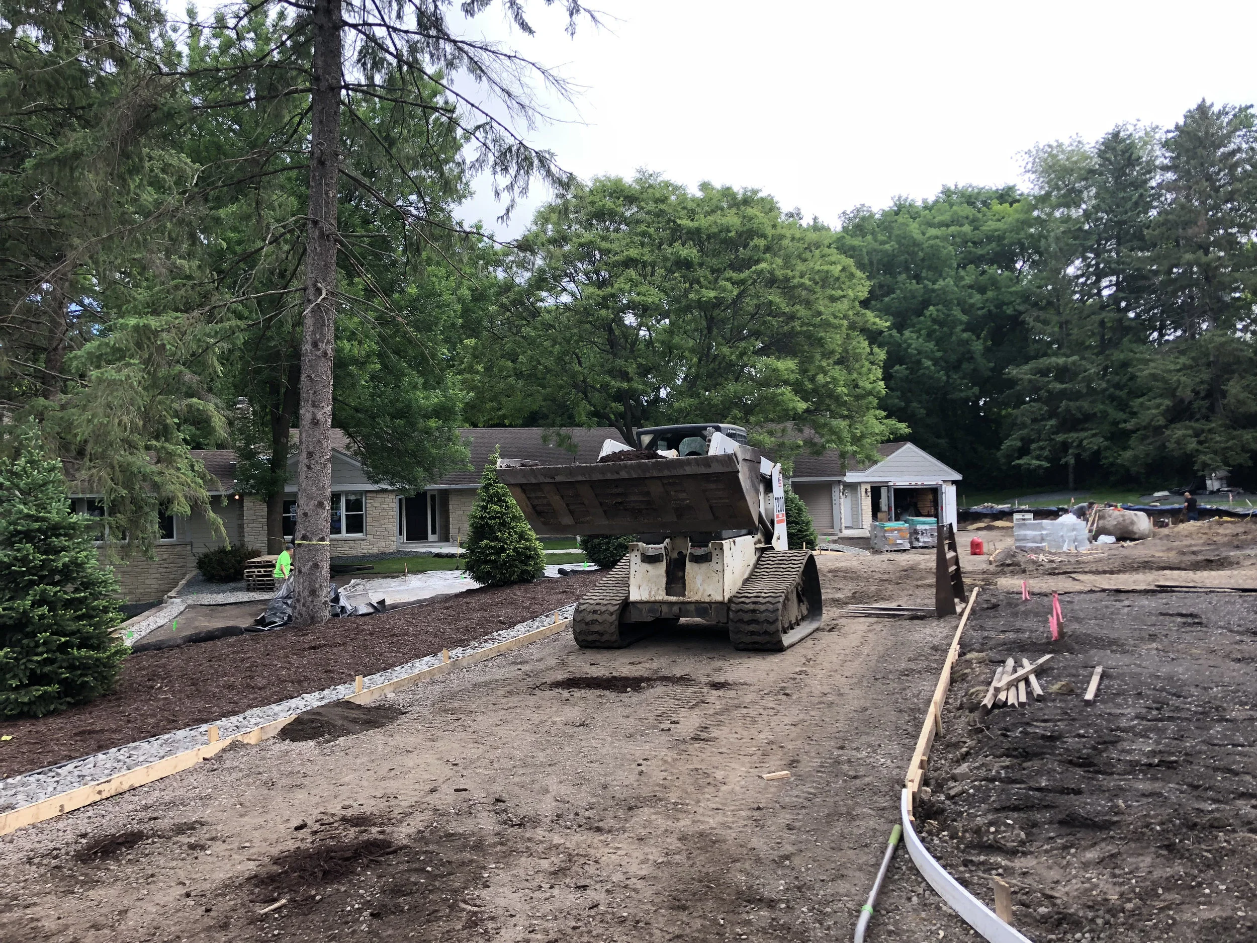 Copperfield Driveway2.jpg