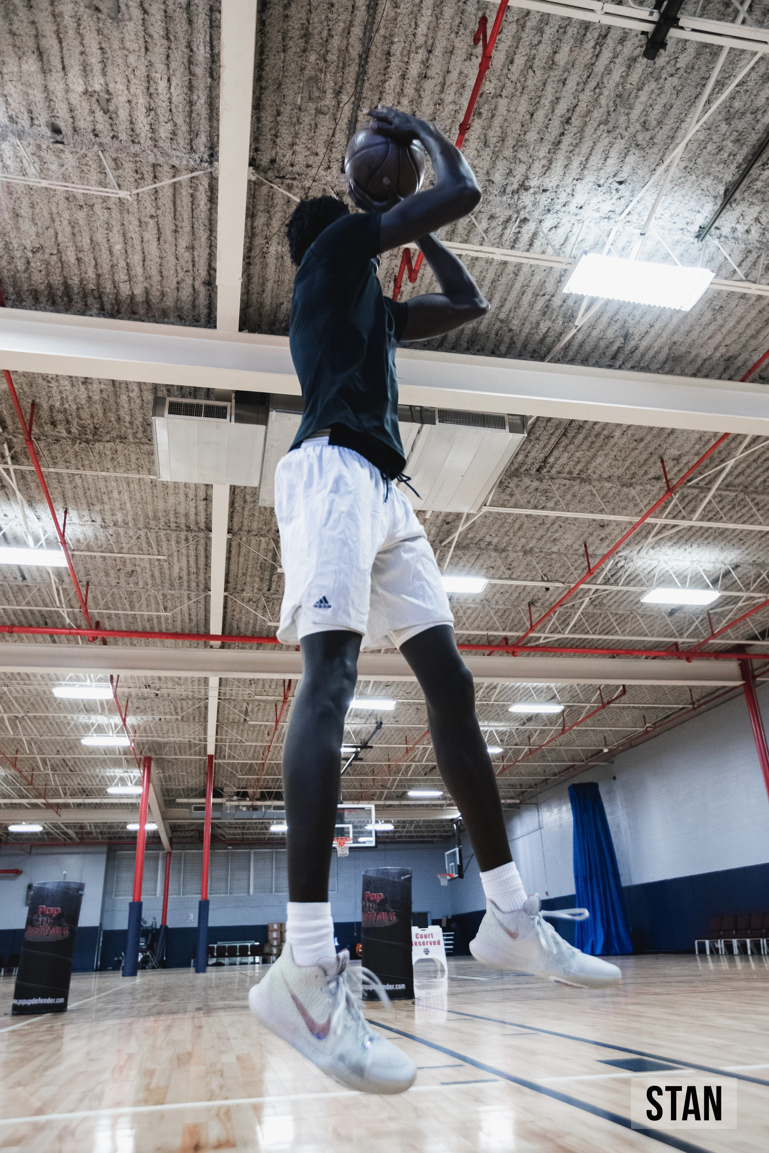 HOOPSBYSTAN-1258.jpg