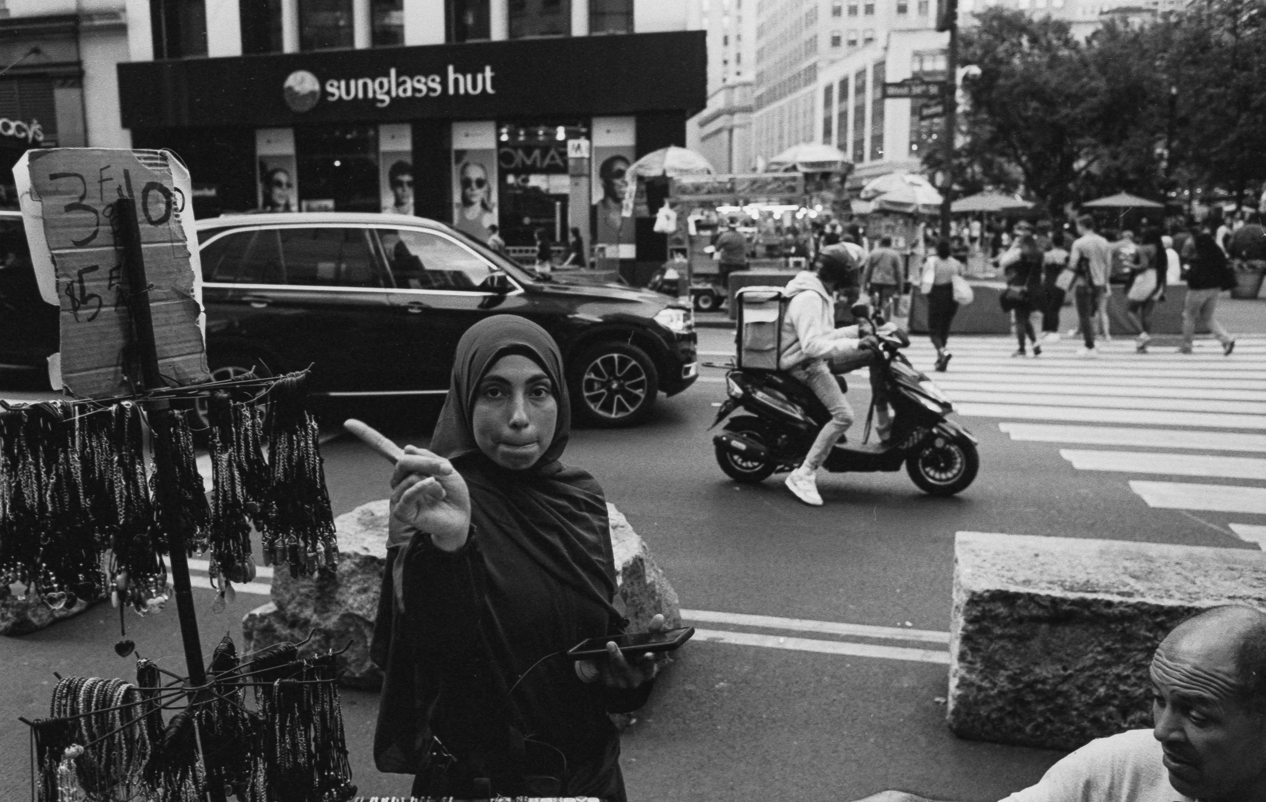 006: My Personal Notes: A Gameplan for Better Street Photography in 2025