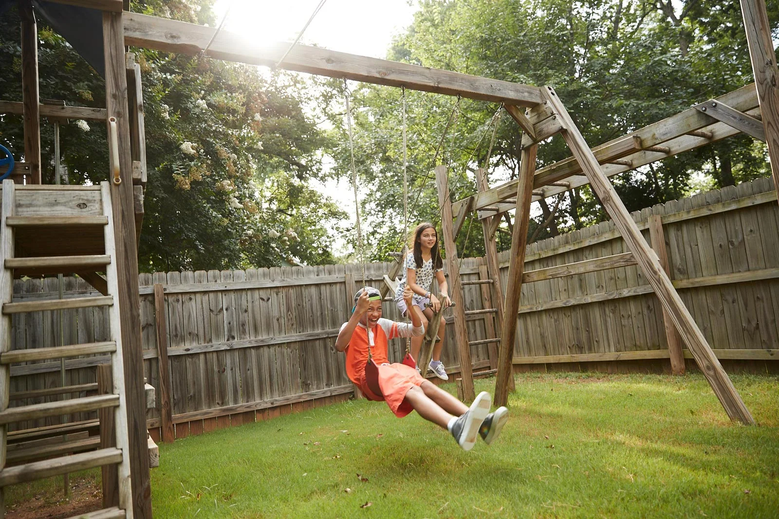 Swing-Set_2061_1600px.jpg