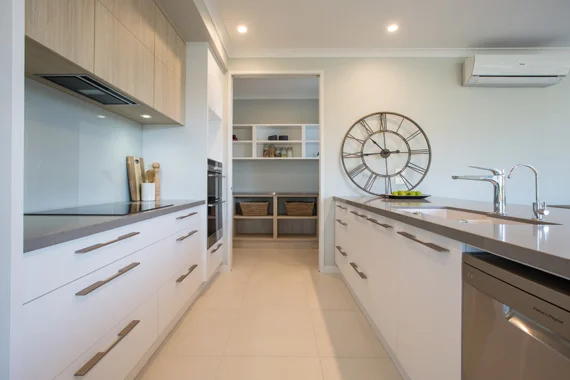 IMG_1075 kitchen resized website.jpg