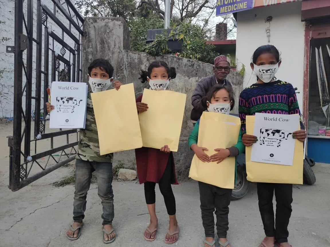Children receiving gifts in Dehra Dun, India