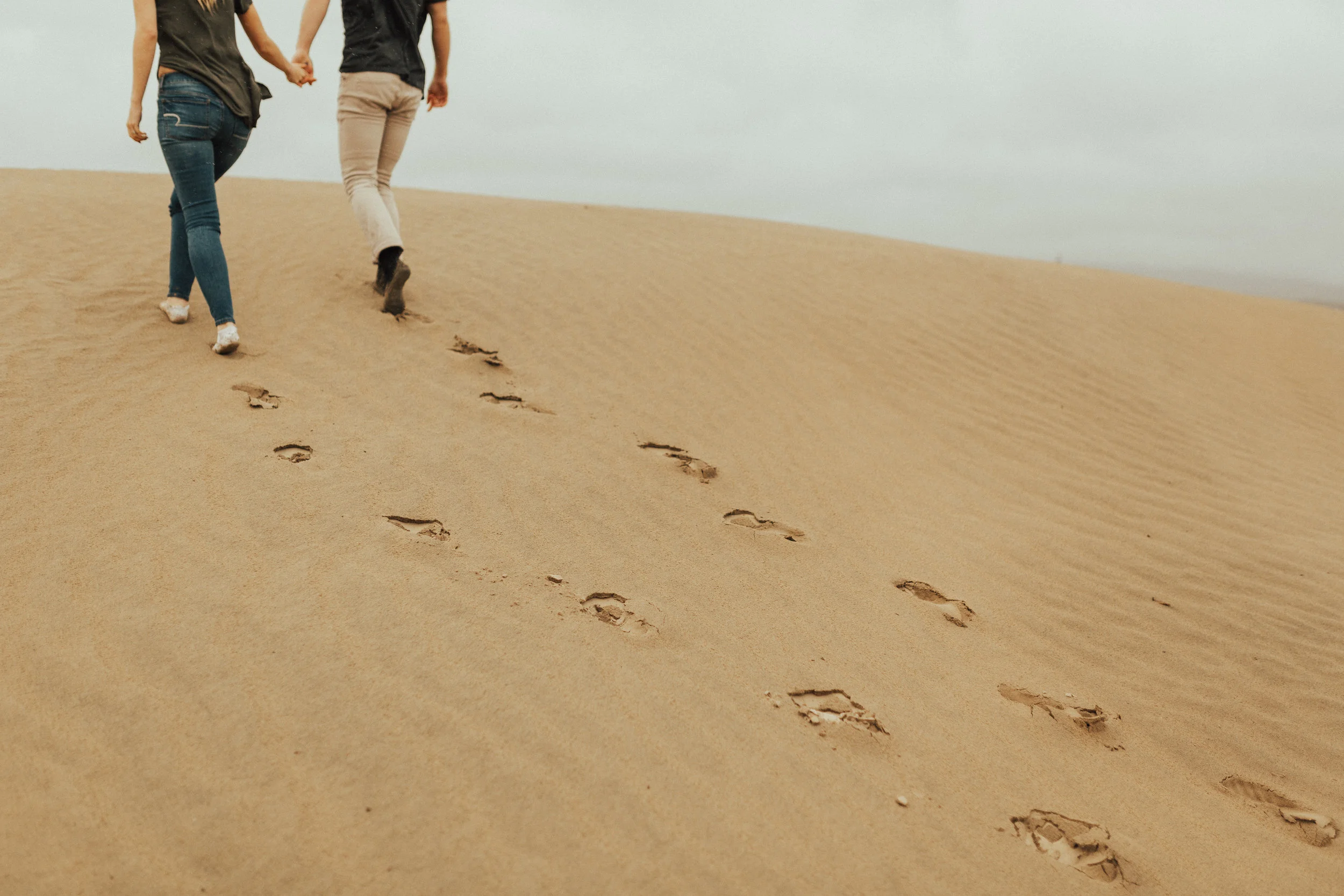 sand dune engagement session