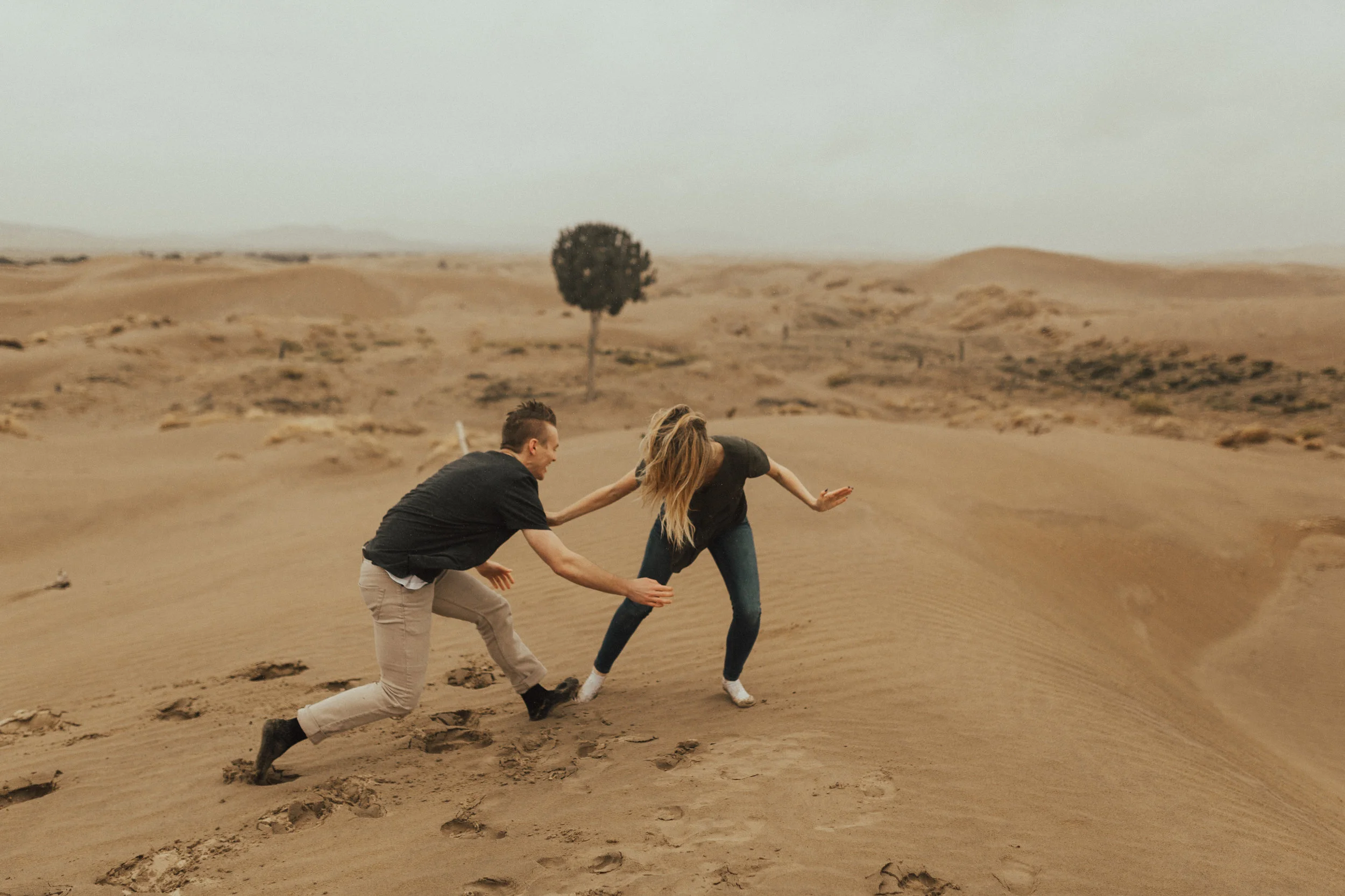 sand dune engagement session