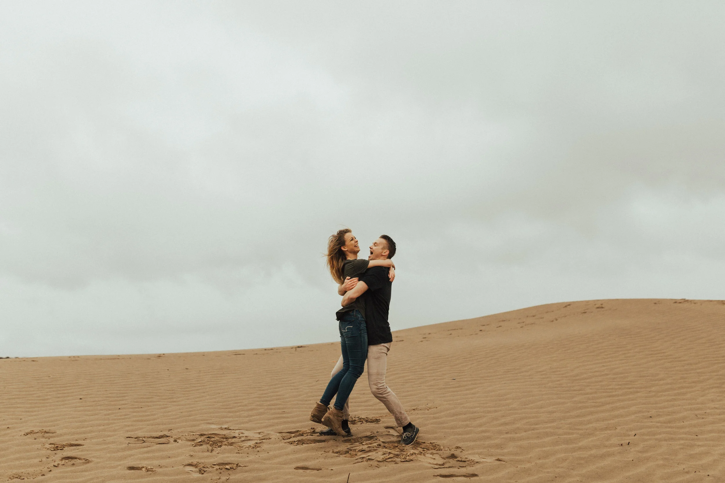 sand dune engagement session