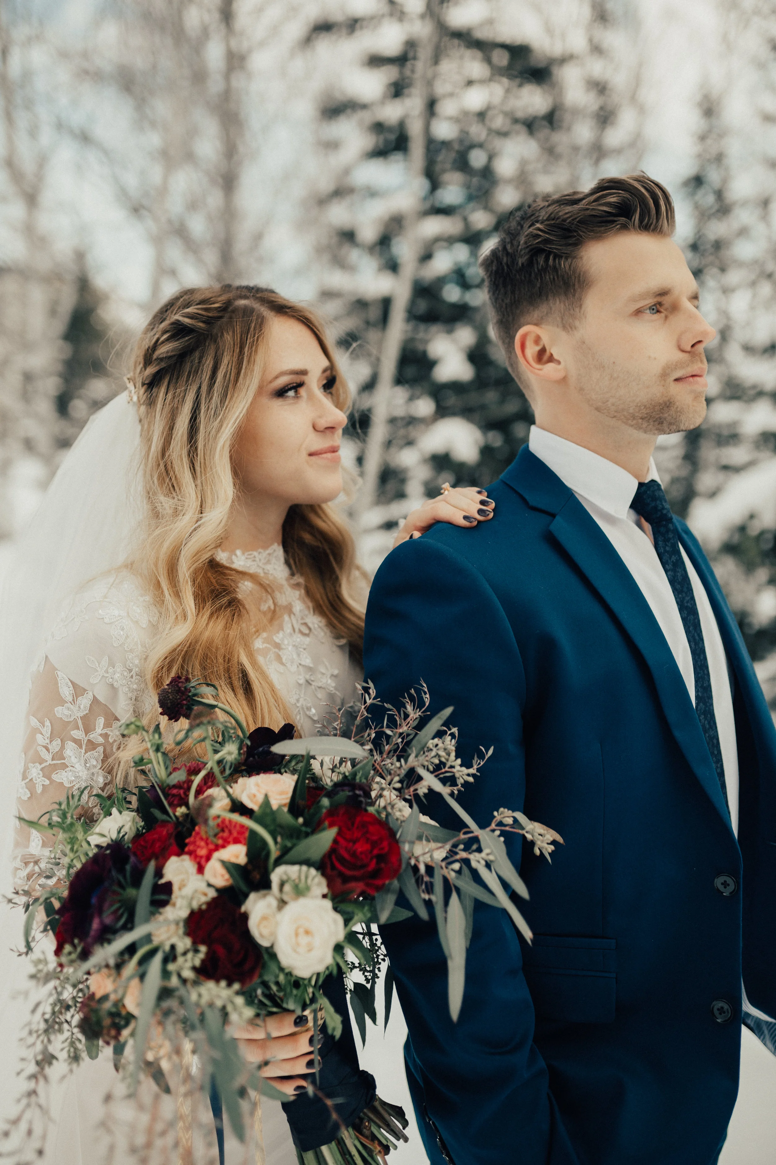 winter bridal first look session