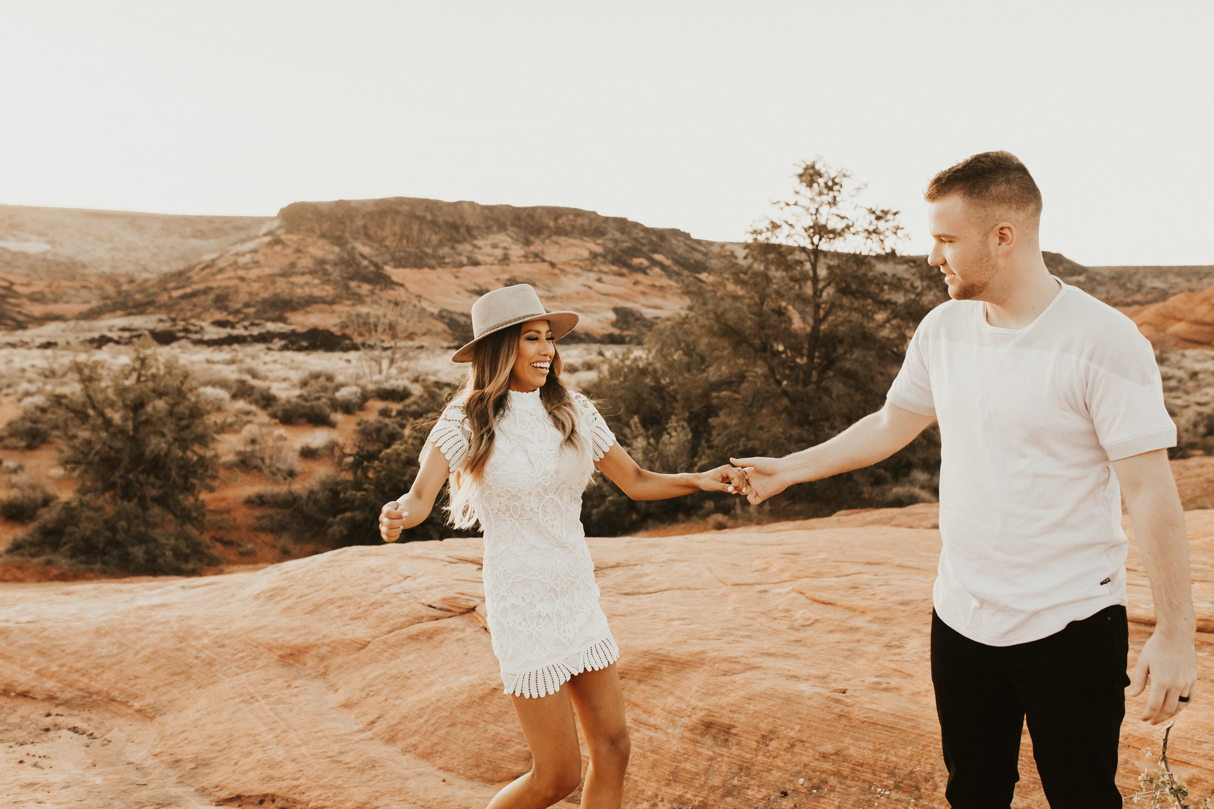 snow canyon state park engagement session