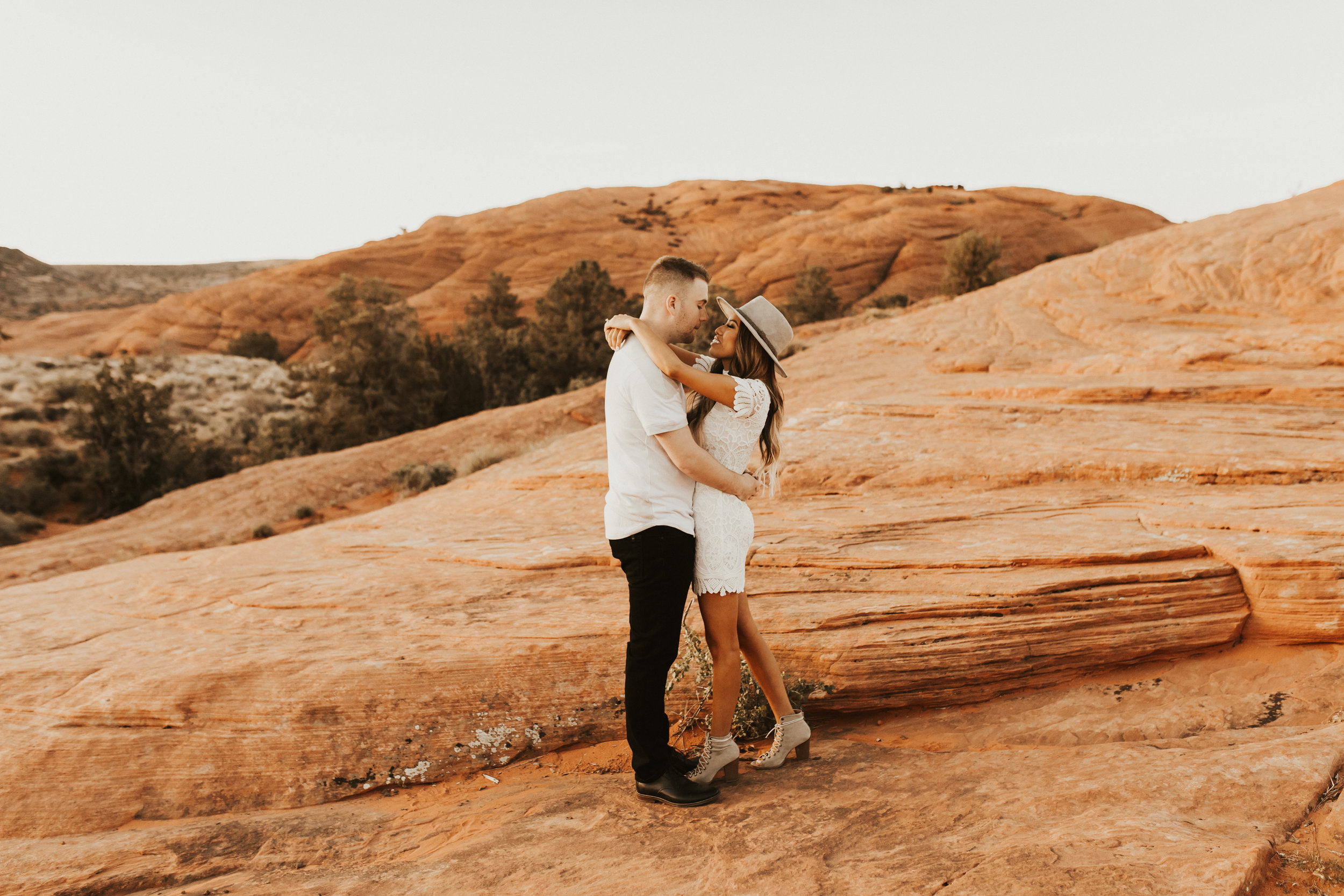 snow canyon state park engagement session