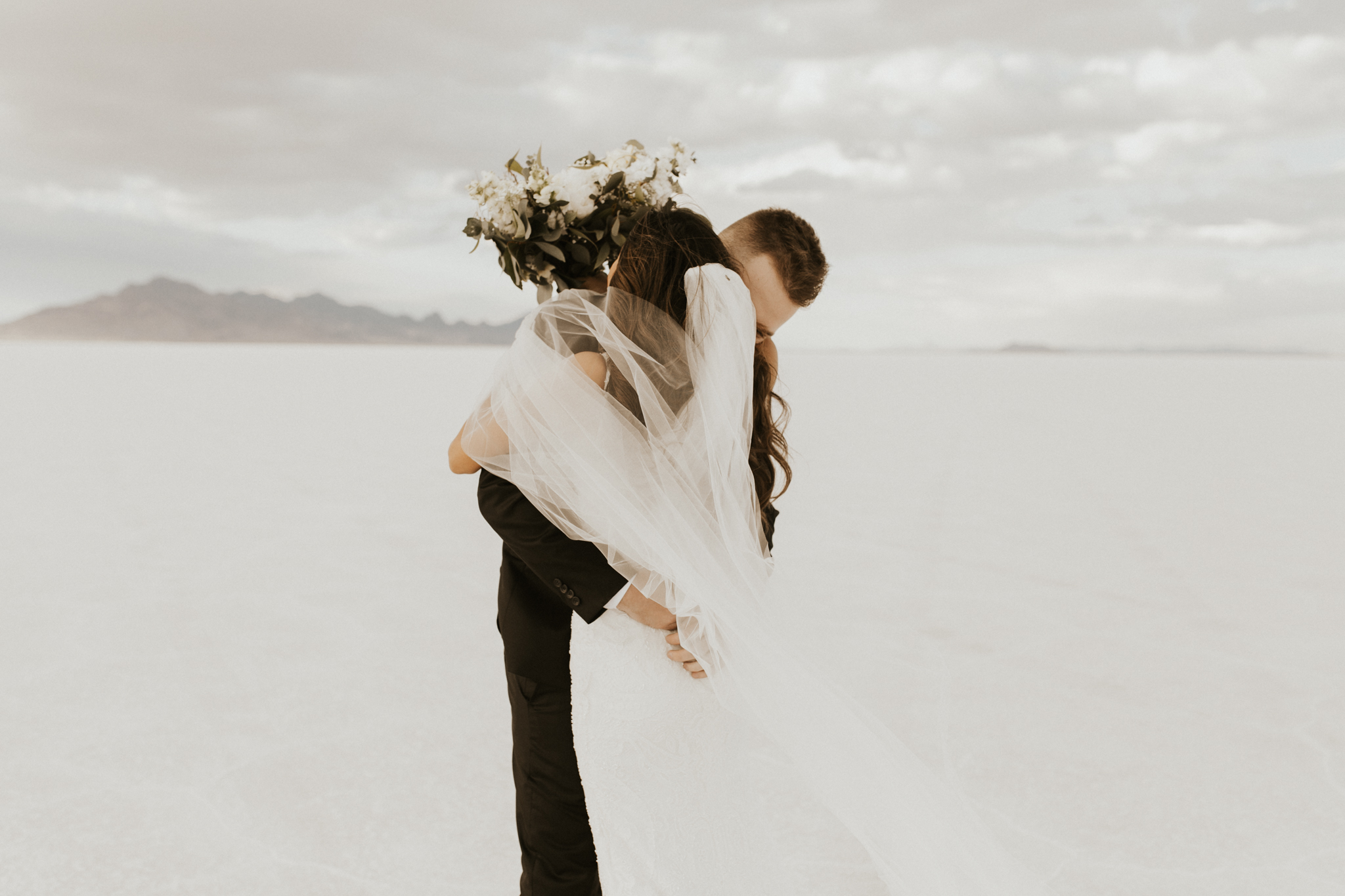 bonneville salt flats bridal session