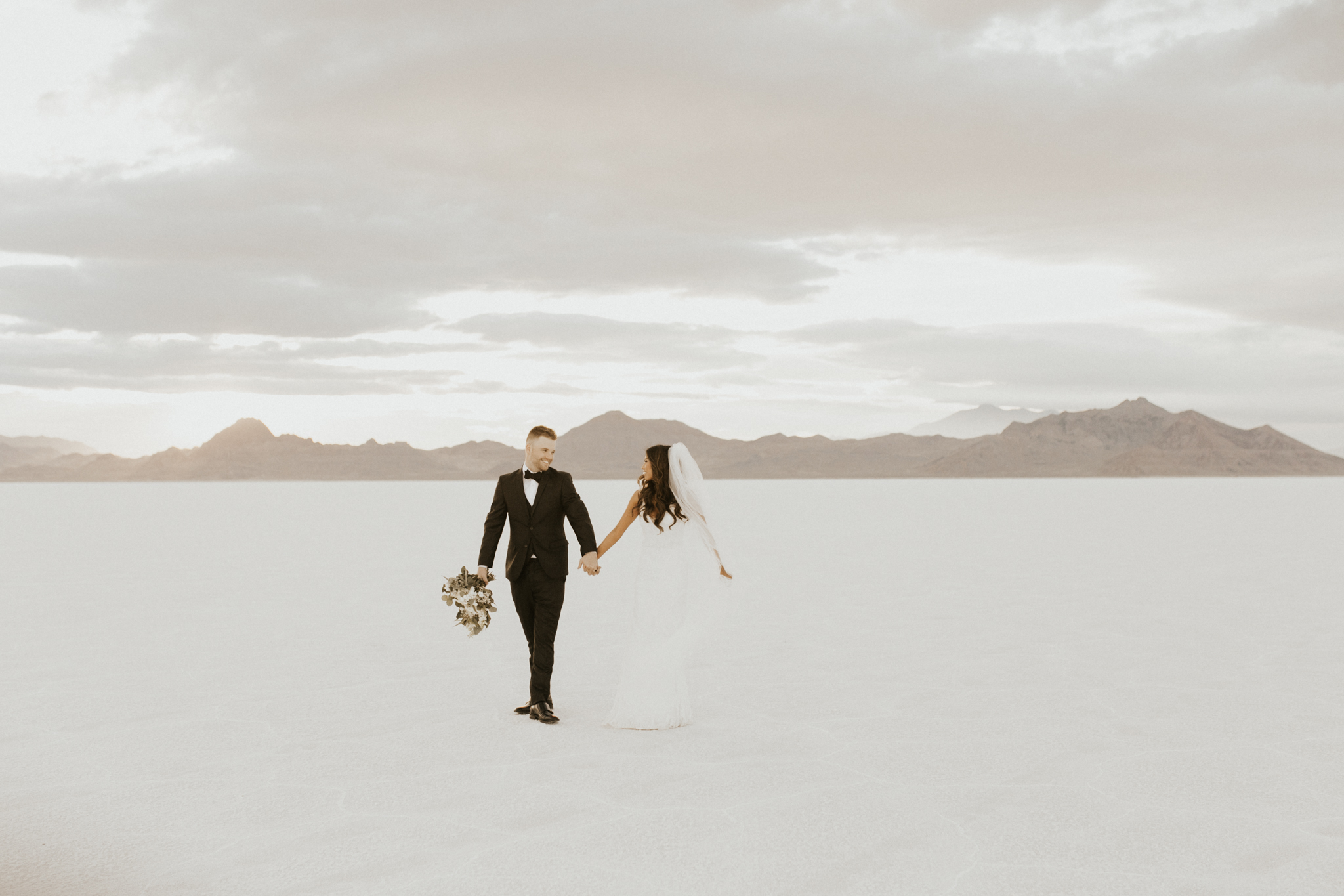 bonneville salt flats bridal session