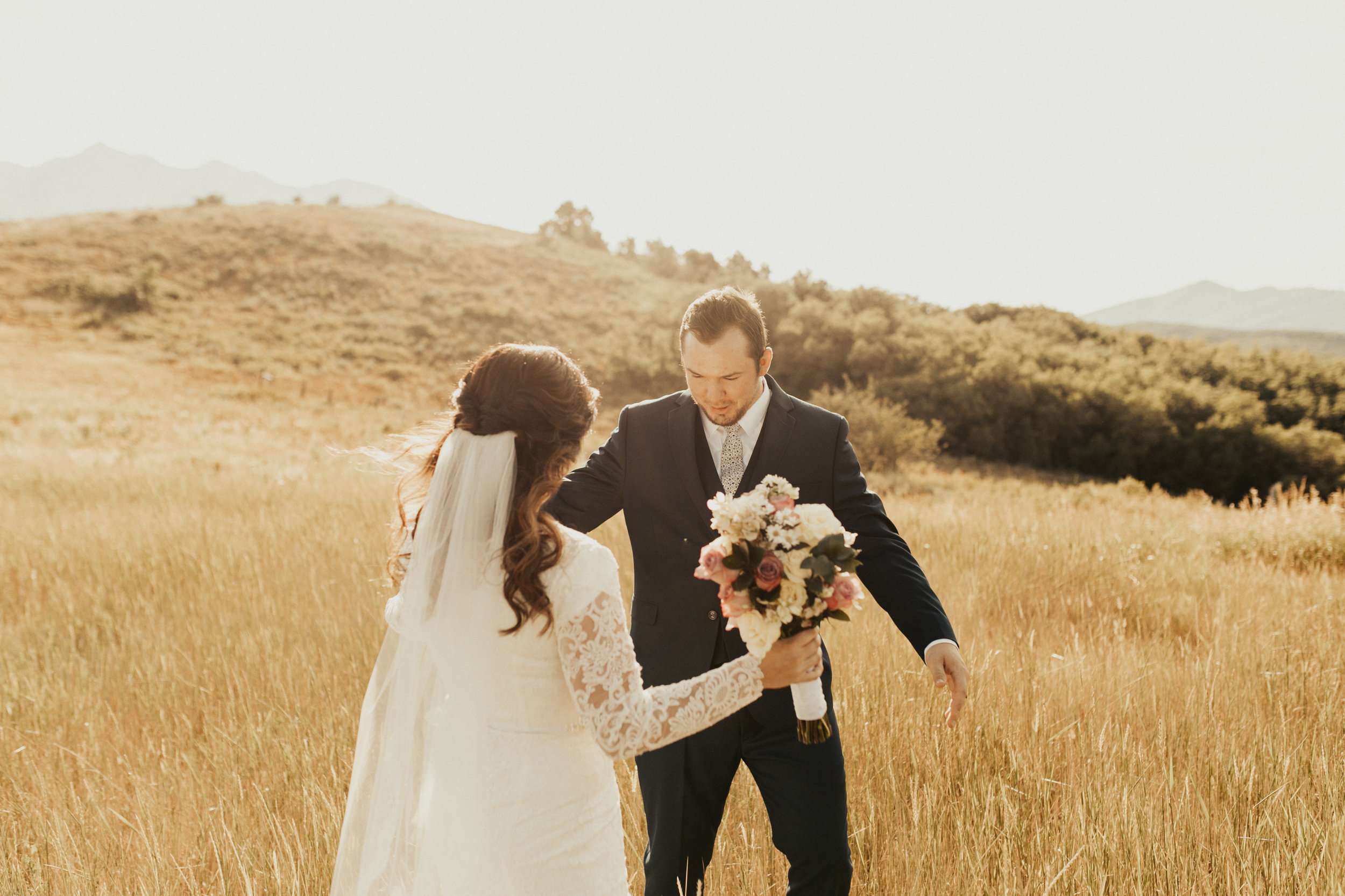 summer mountain bridal photos