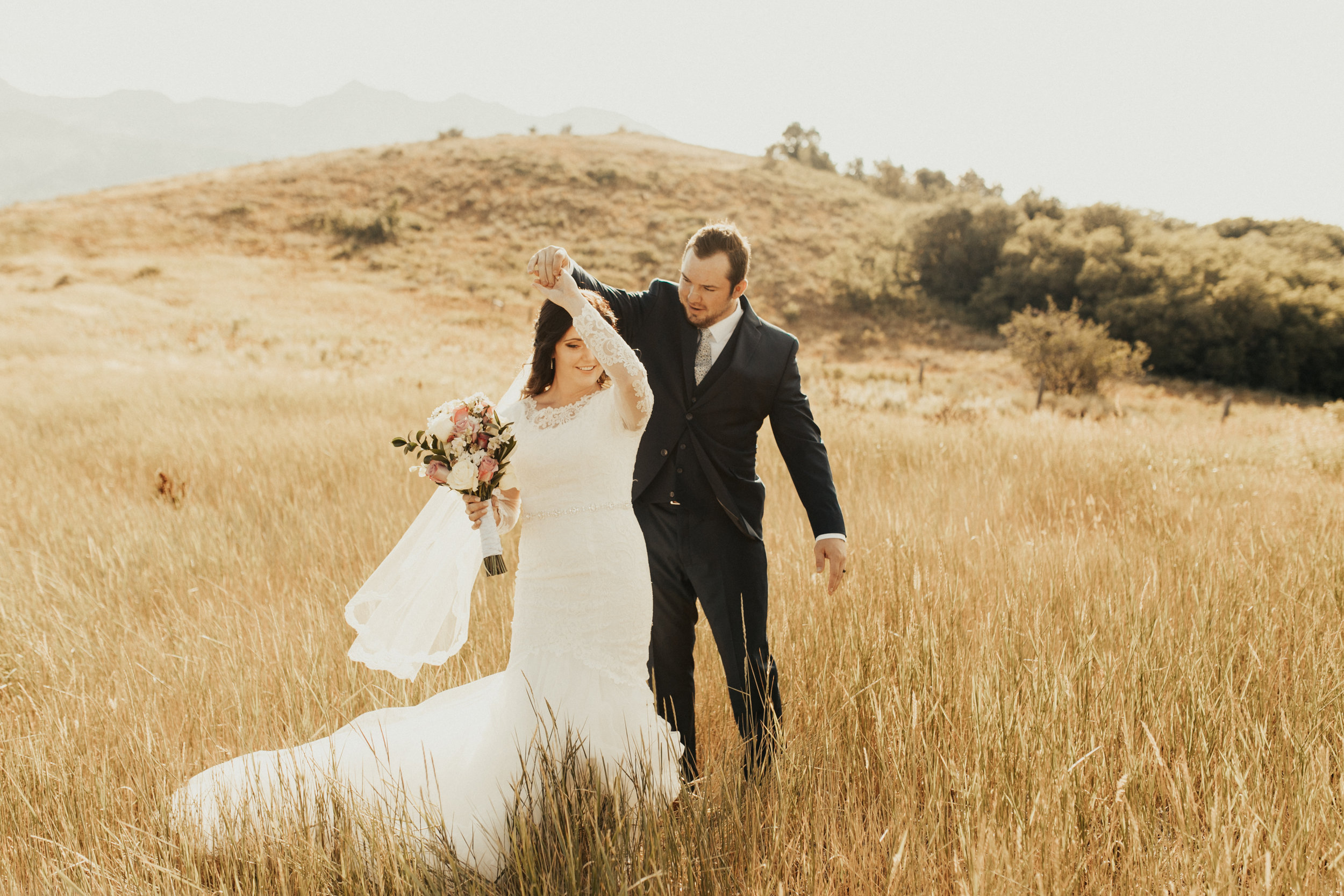 summer mountain bridal photos