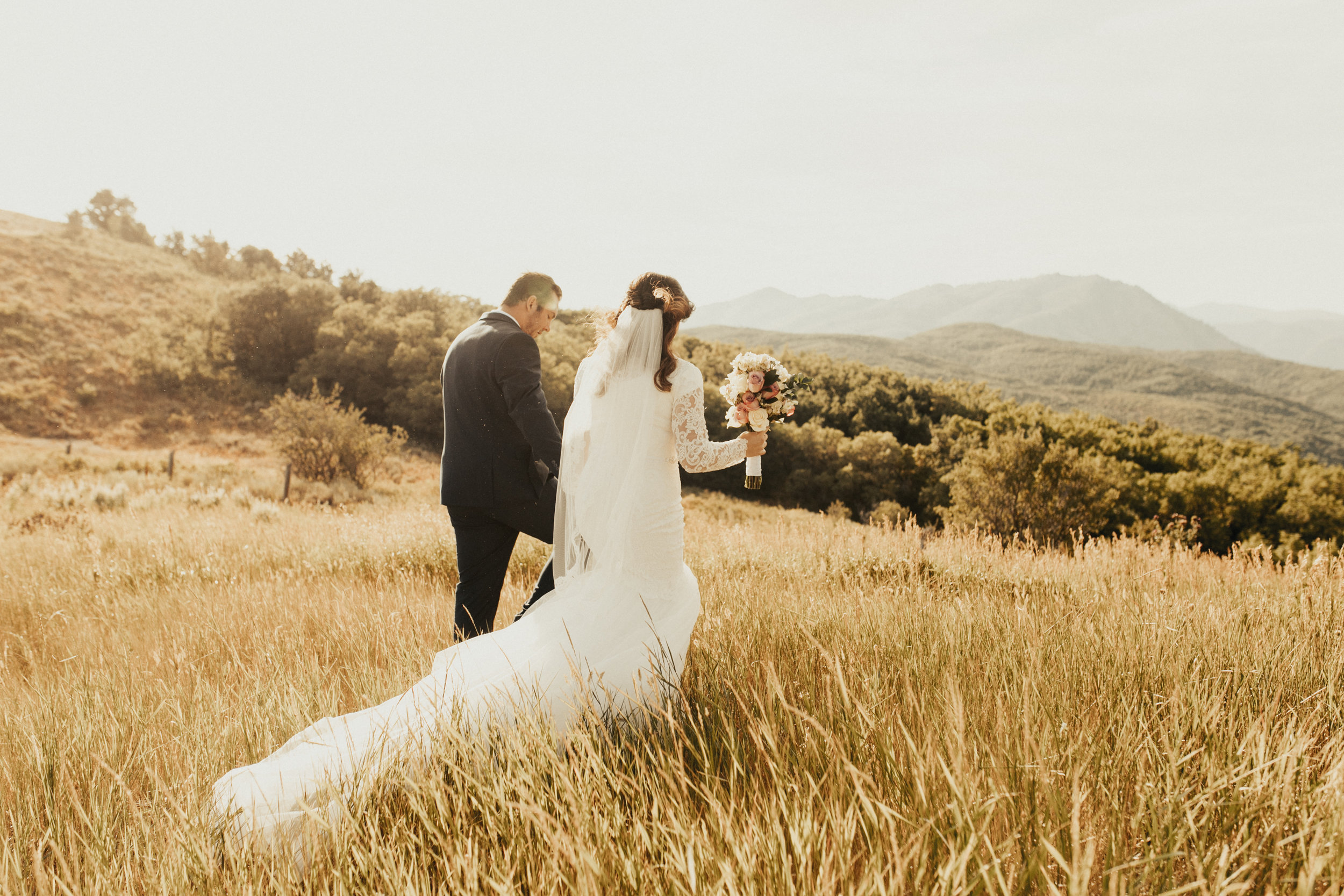 summer mountain bridal photos