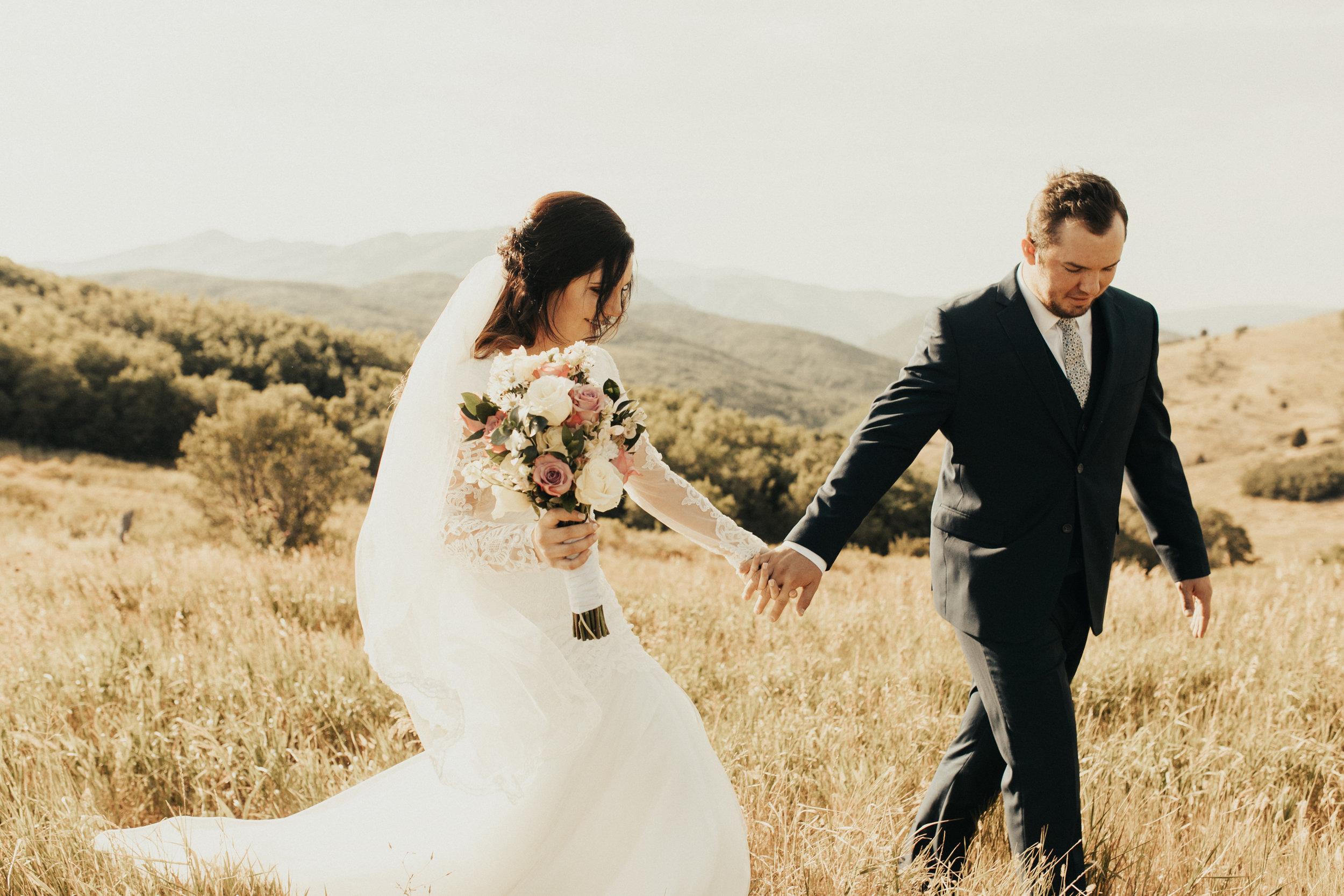 summer mountain bridal photos