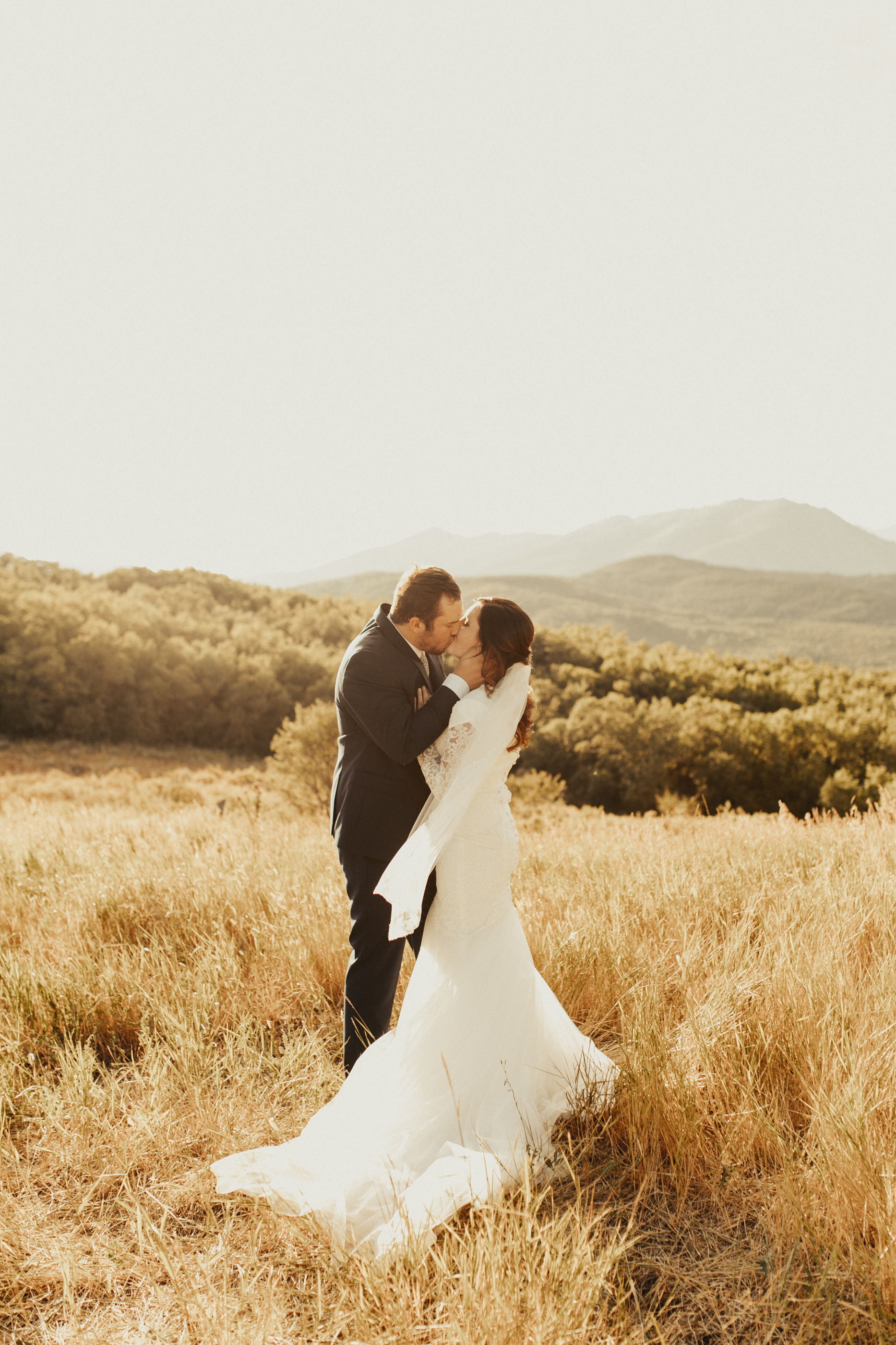 summer mountain bridal photos