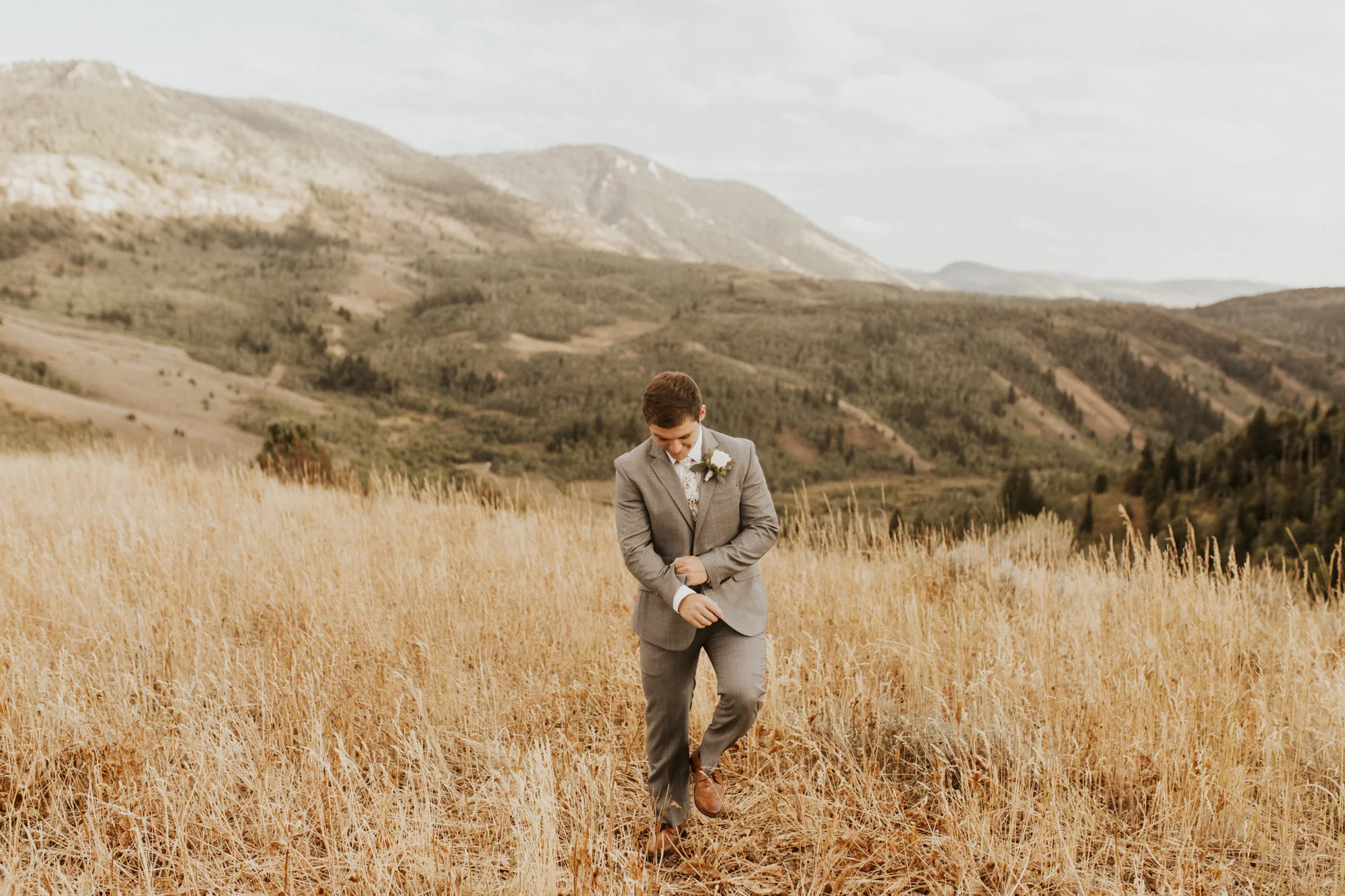 mountain first look session