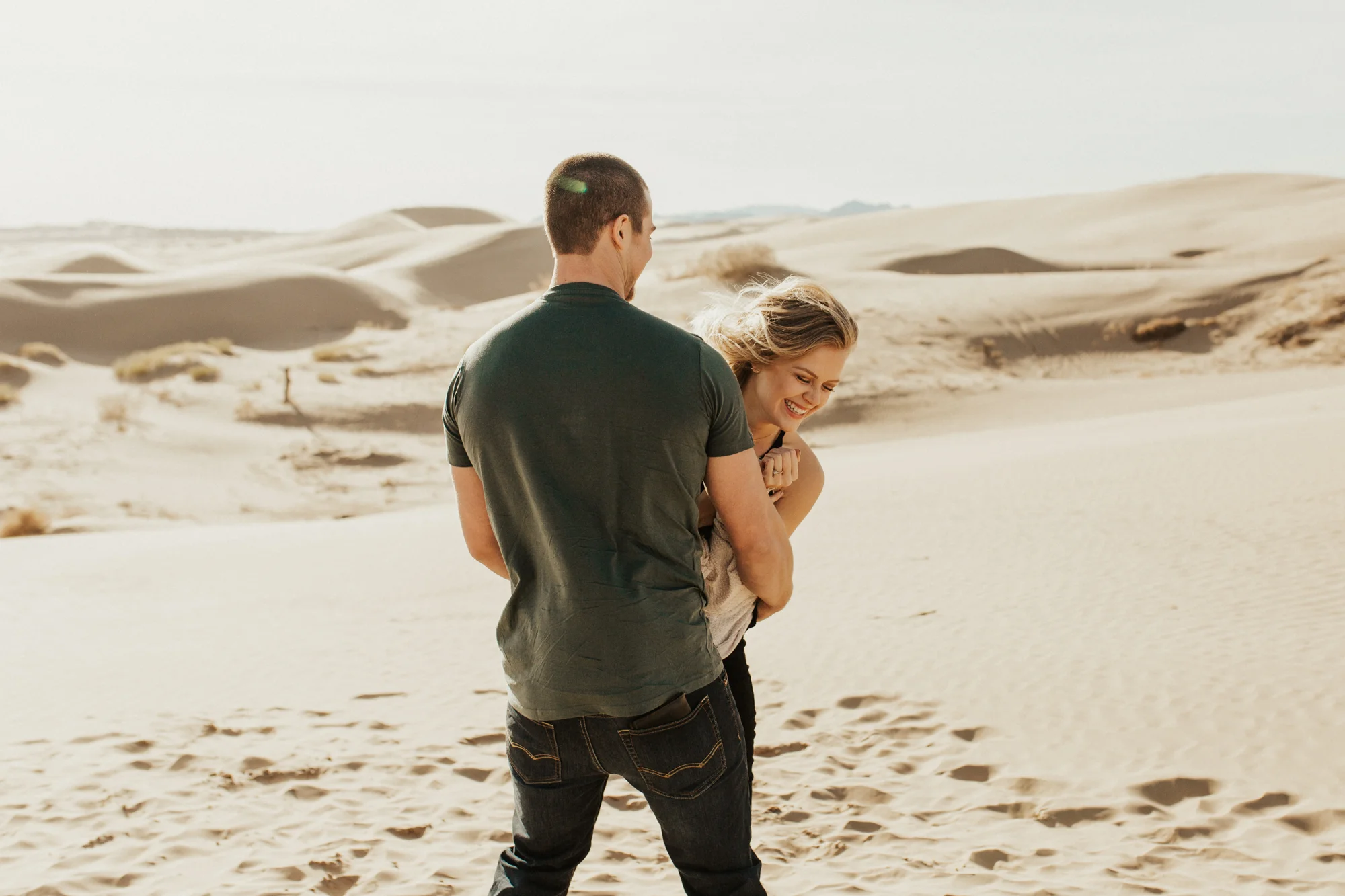 sand dune engagement photoshoot