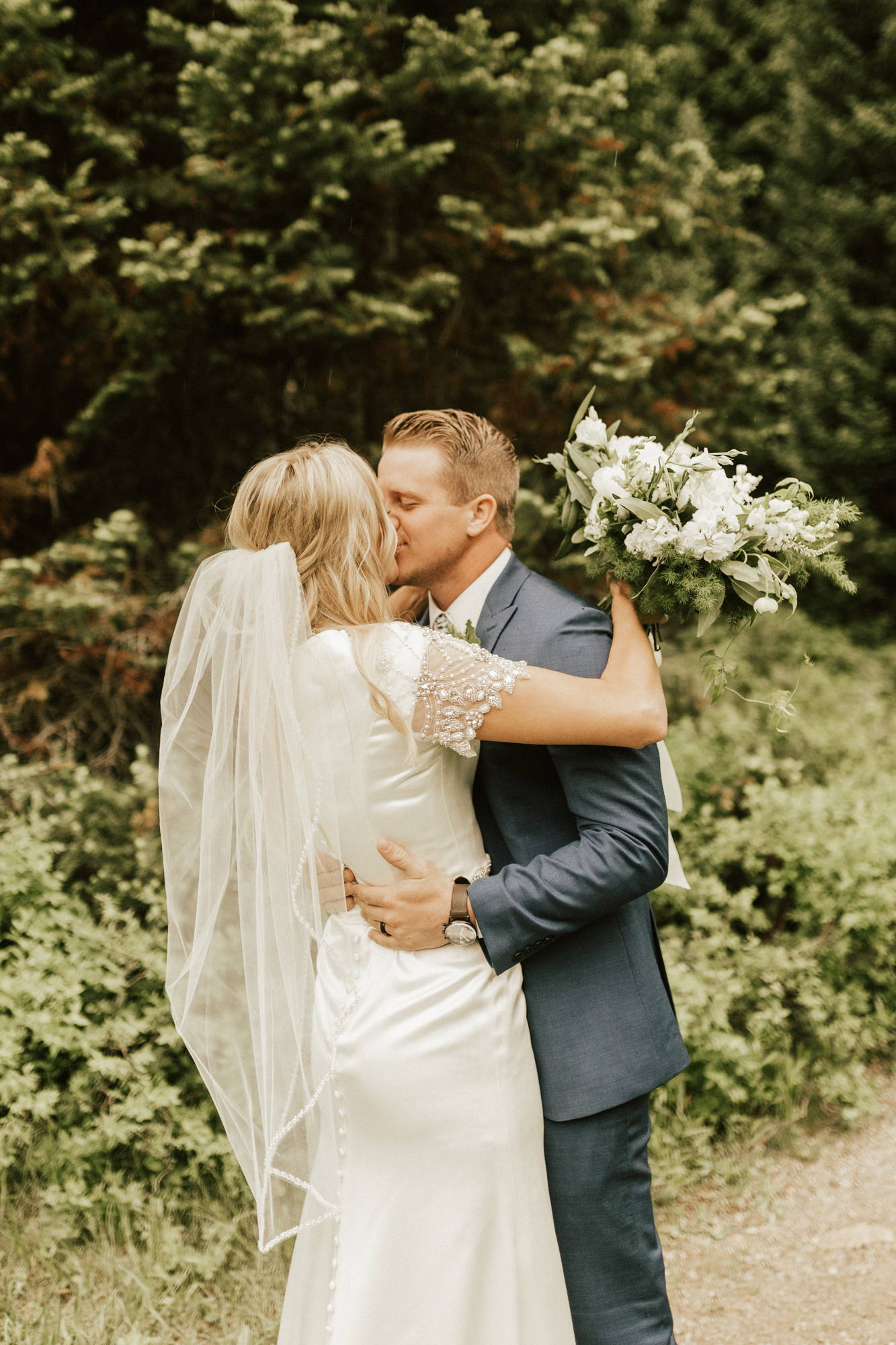 mountain forest bridal photos