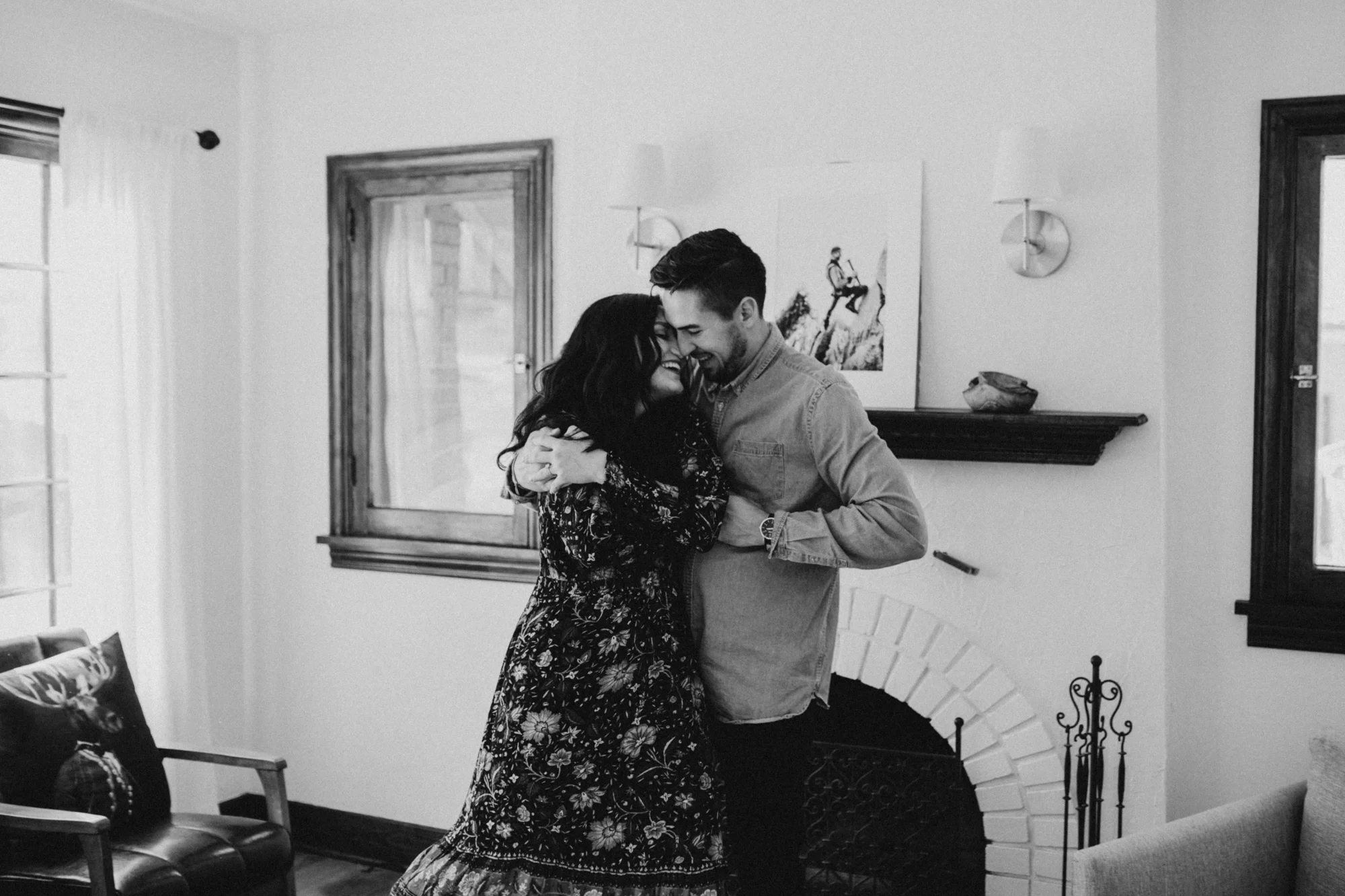 indoor engagement photoshoot