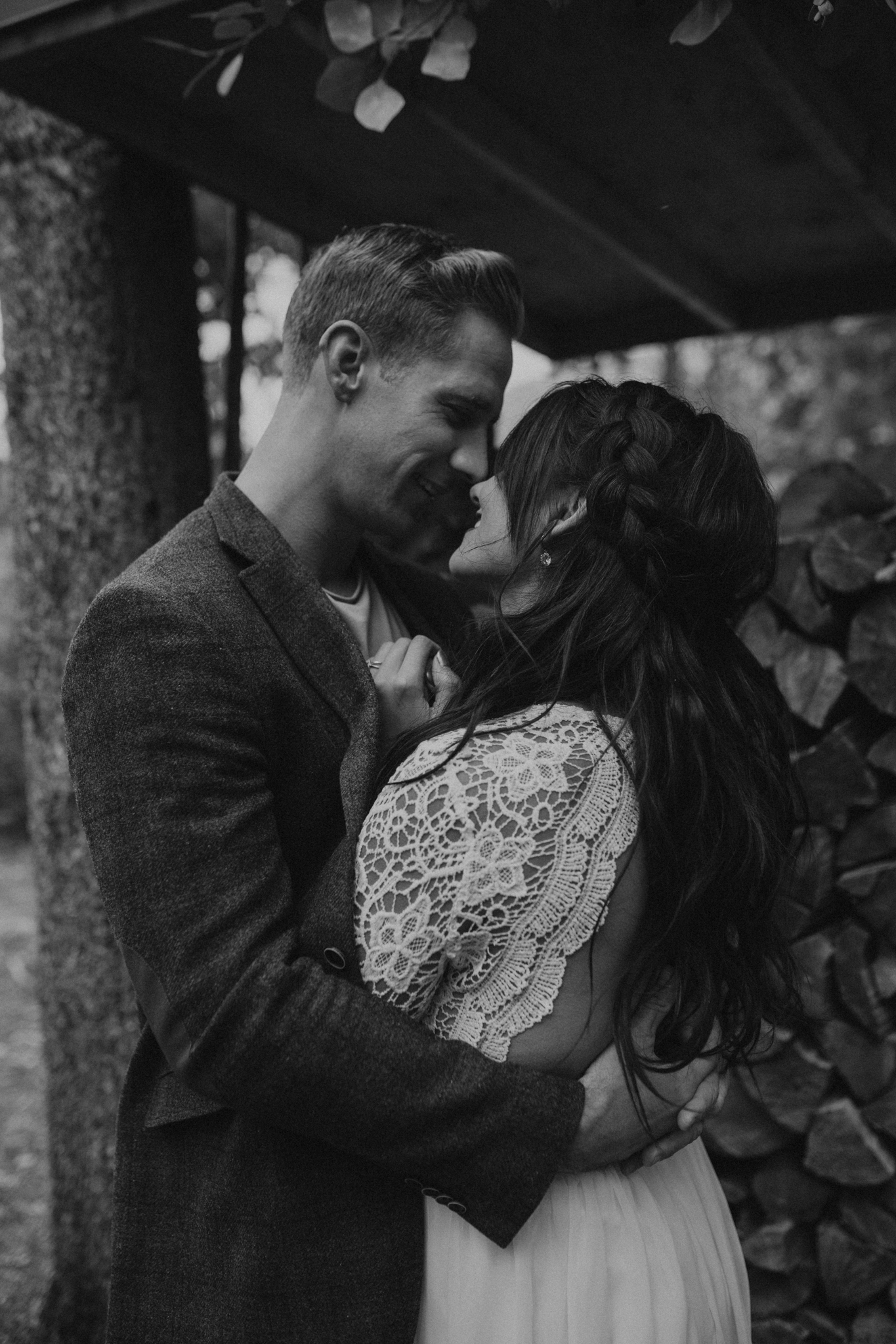 fall mountain cabin elopement wedding