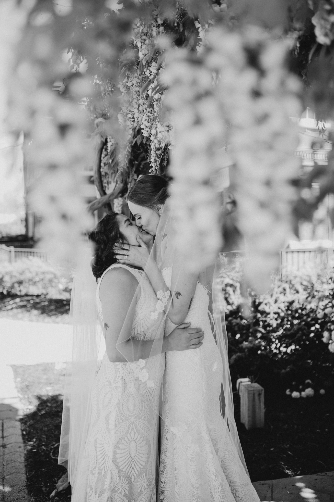 Kalli and Amanda same sex hawaii wedding