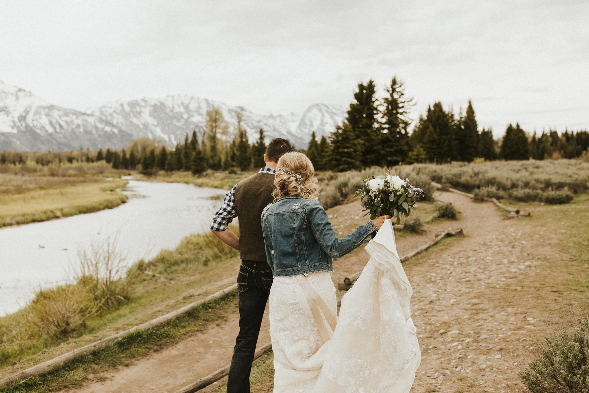 Jackson Wyoming Elopement at Schwabachers Landing