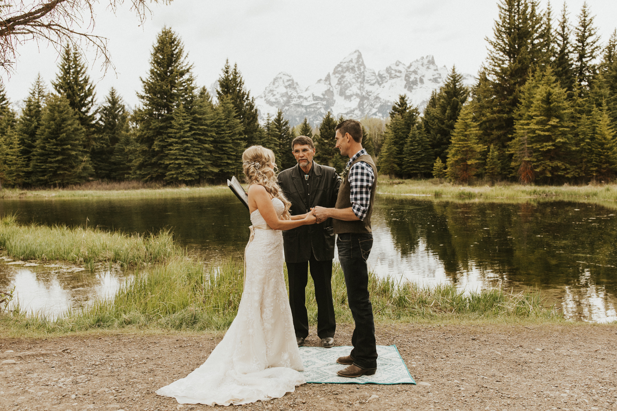 Jackson Wyoming Elopement at Schwabachers Landing