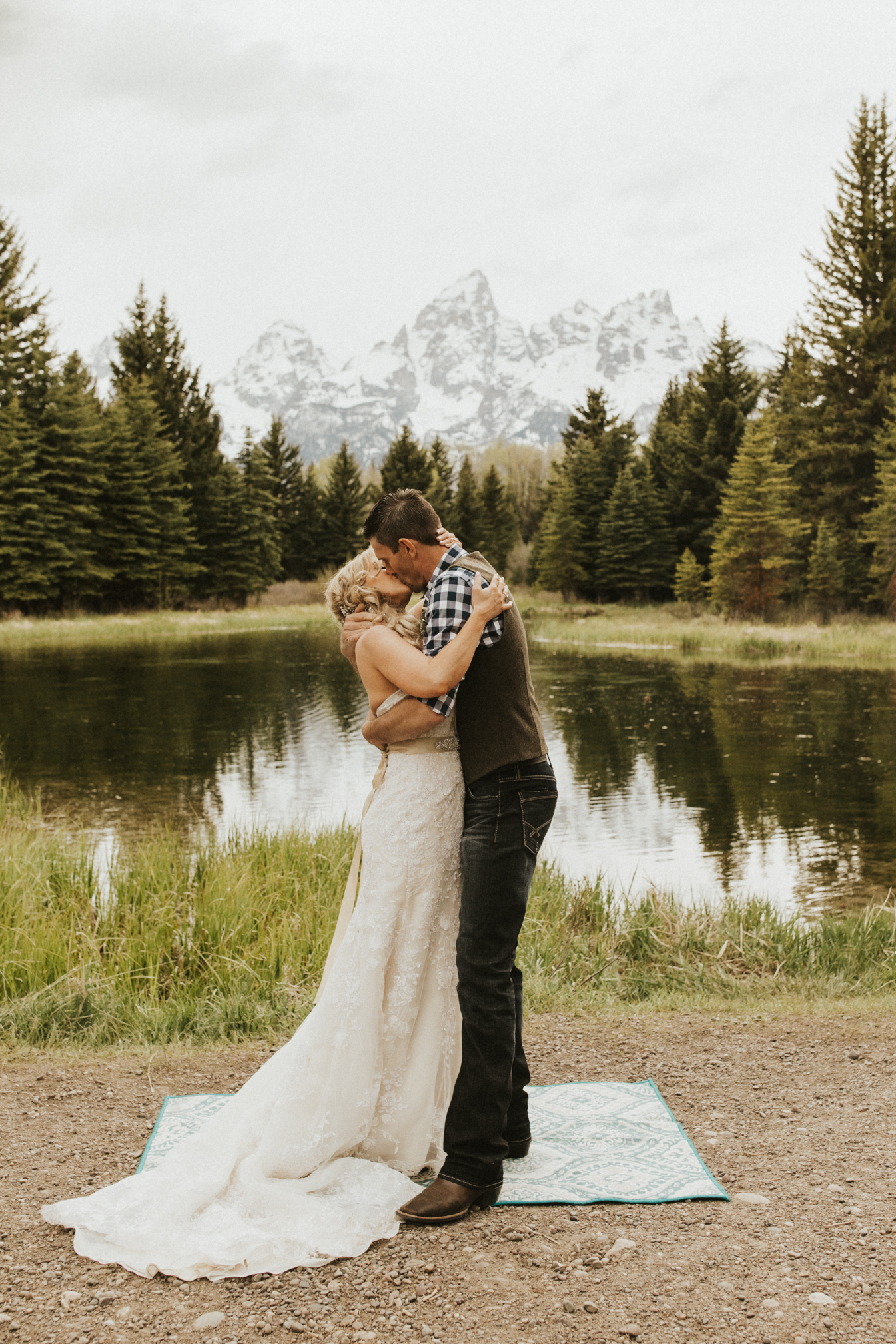 Jackson Wyoming Elopement at Schwabachers Landing