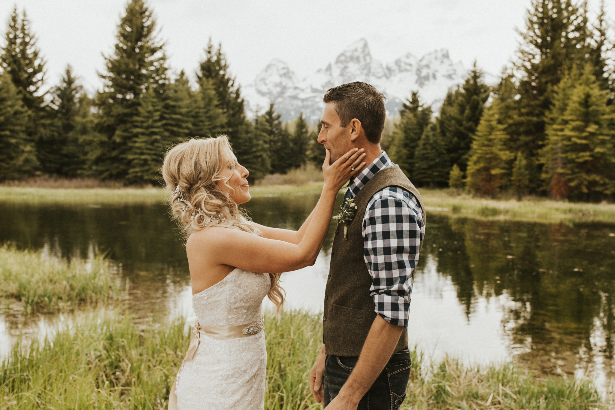 Jackson Wyoming Elopement at Schwabachers Landing