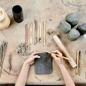 Kids-pottery-class-Barlow-Clay-300x300.png
