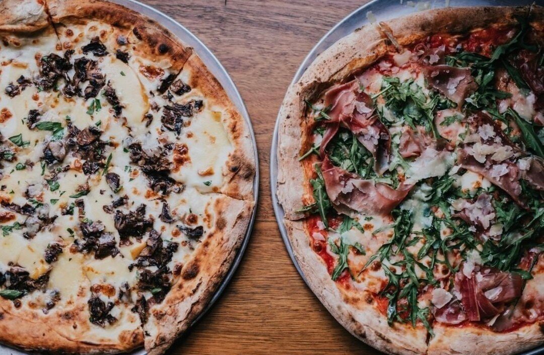 Come in and join us for 1/2 price pizza, $10 cocktails and $6 Steel City Lager from 4:30-5:30 every Friday, Saturday and Sunday! Treat yourself 🍸 ​​​​​​​​
​​​​​​​​
​​​​​​​​
.​​​​​​​​
.​​​​​​​​
.​​​​​​​​
#parrystreet #parrystreetgarage #parrystgarage