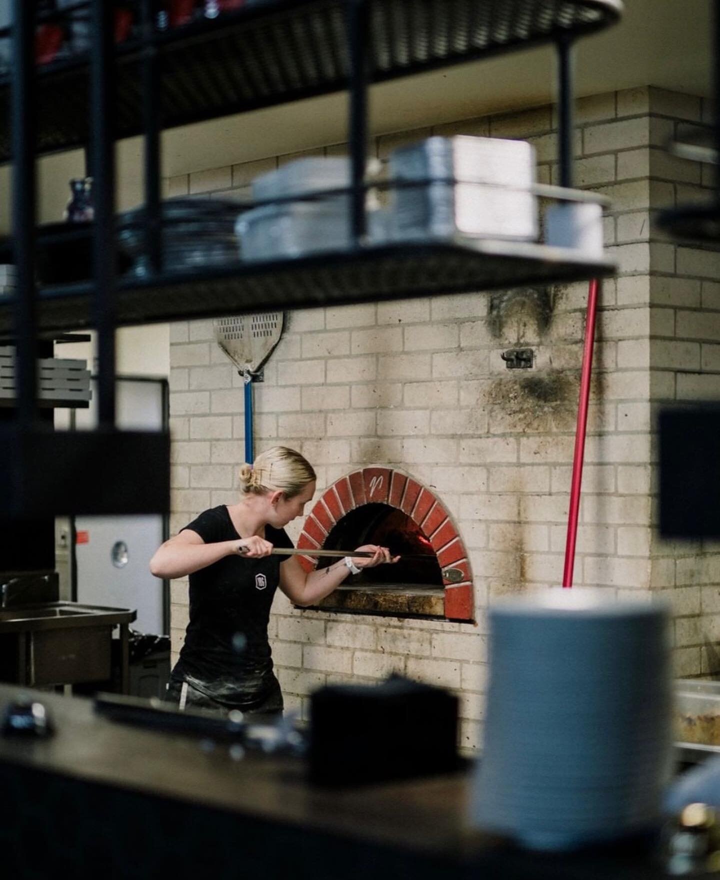 Serving up some of your favourites tonight! Bookings are available online, and takeaway is available through the Parry Street Garage website! 🍕
⠀⠀⠀⠀⠀⠀⠀⠀⠀
⠀⠀⠀⠀⠀⠀⠀⠀⠀
.
.
.
#parrystgarage #parrystreet #newcastle #newcastleau #newcastlensw #yesnewcastle