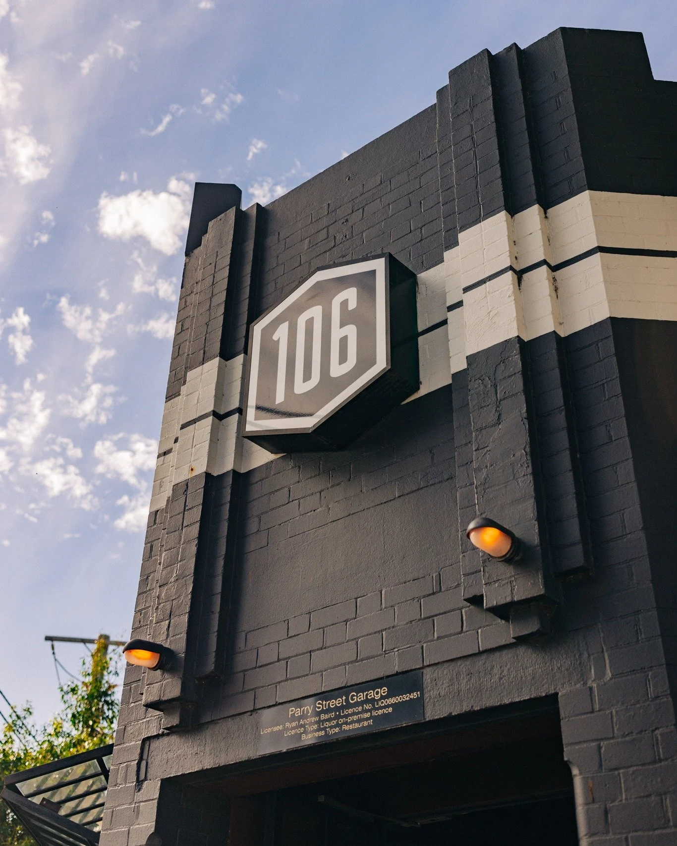 Open from lunch and dinner Saturday and Sundays!
Join us anytime from 11:30am #parrystgarage Bookings via link in bio
