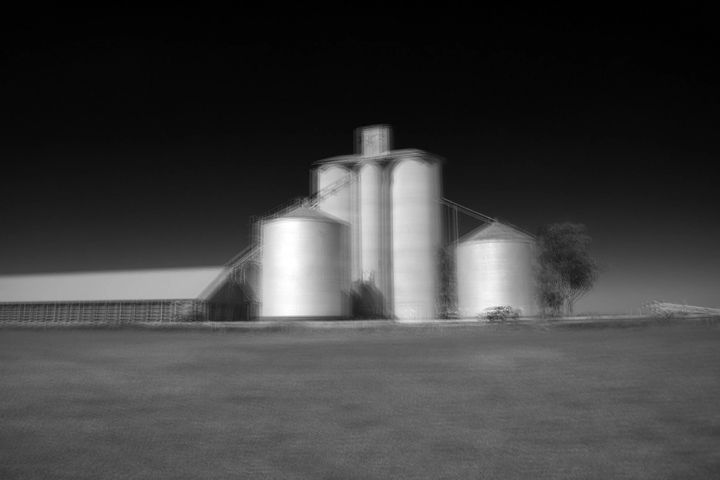 Sutherland Victoria. 05.10.18. 36°32'21.8"S 143°11'14.7"E Geelong concrete silo, capacity 3000 tonnes with two steel annexes, capacity 3800 tonnes. Archival Pigment Print on Ilford Galerie Prestige 310gsm. 1500x1000mm Edition of 5 + 2 AP.