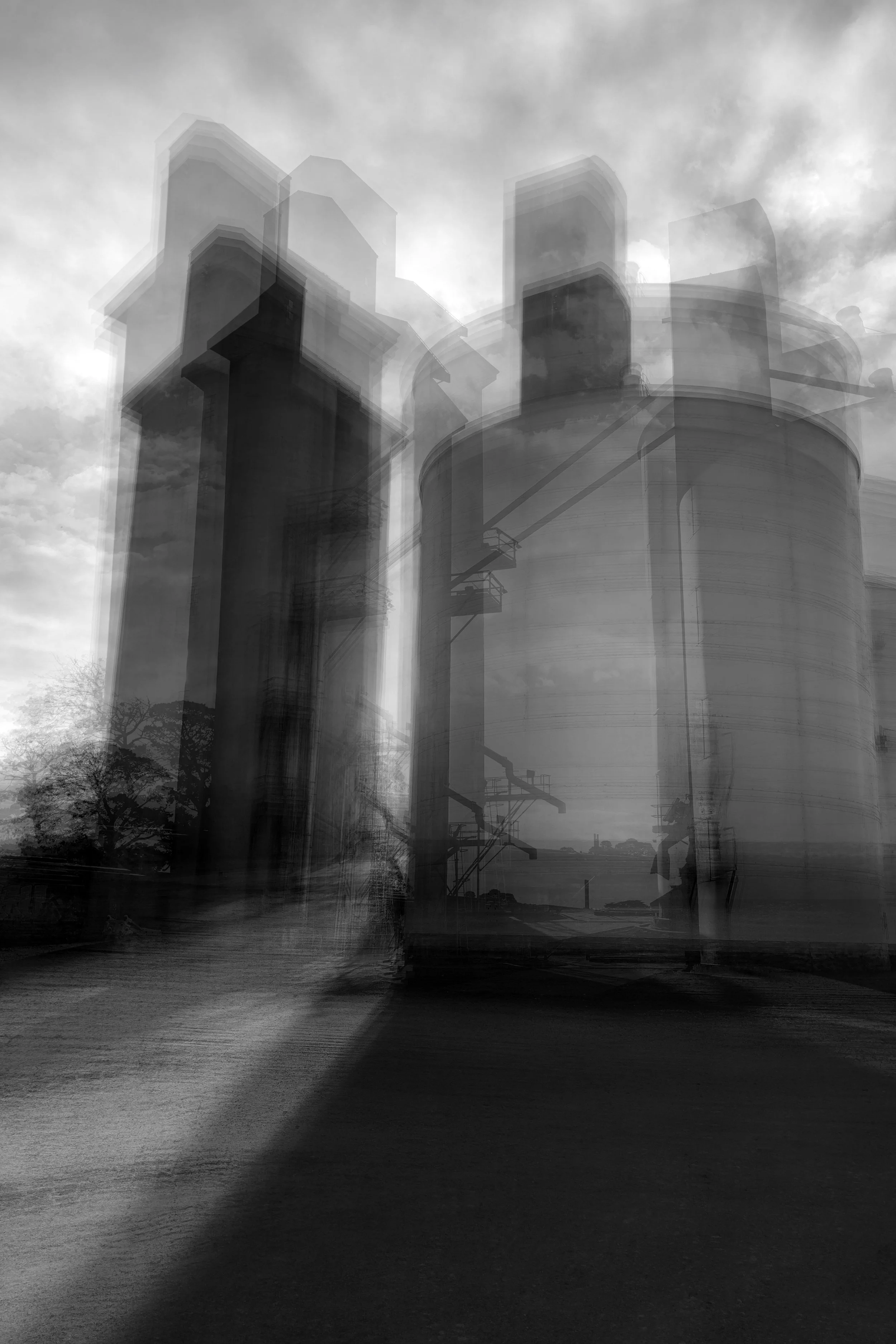 Westmere Victoria. 10.06.18 Geelong concrete silo, capacity 3000 tonnes and Ascom steel silo, capacity 3800 tonnes. Graincorp. Archival Pigment Print on Canson Rag paper. 800x1200mm Edition of 5 + 2 AP.