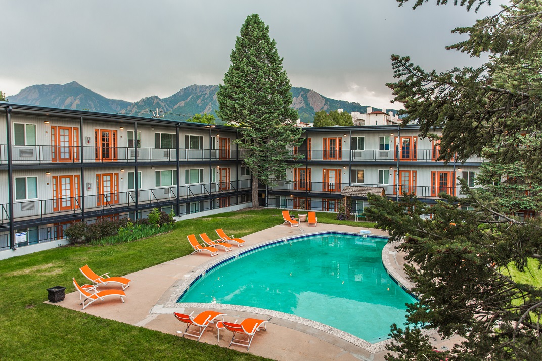 lodge pool_web (2).jpg