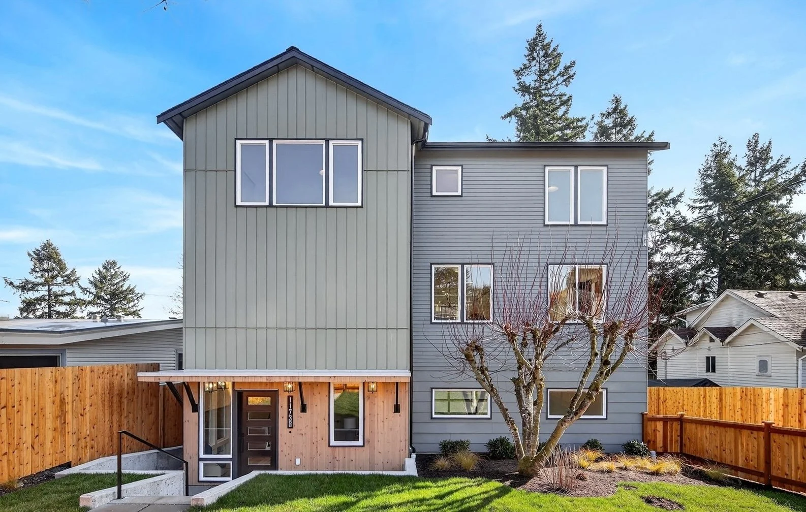 Represented the Buyer | Seattle, WA | $1,400,000