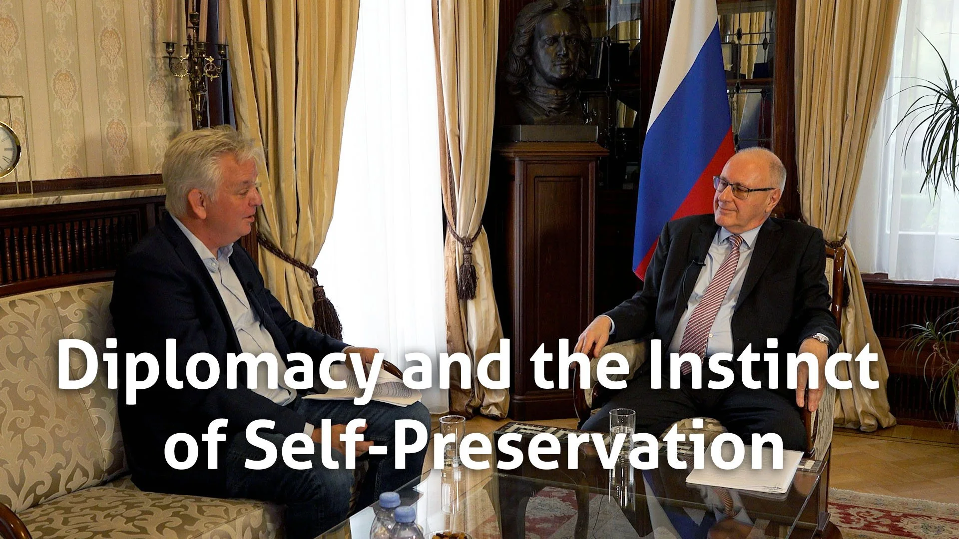 Diplomacy and the Instinct of Self-Preservation — Russian Ambassador Vladimir Tarabrin (Engels gesproken, Nederlands ondertiteld)