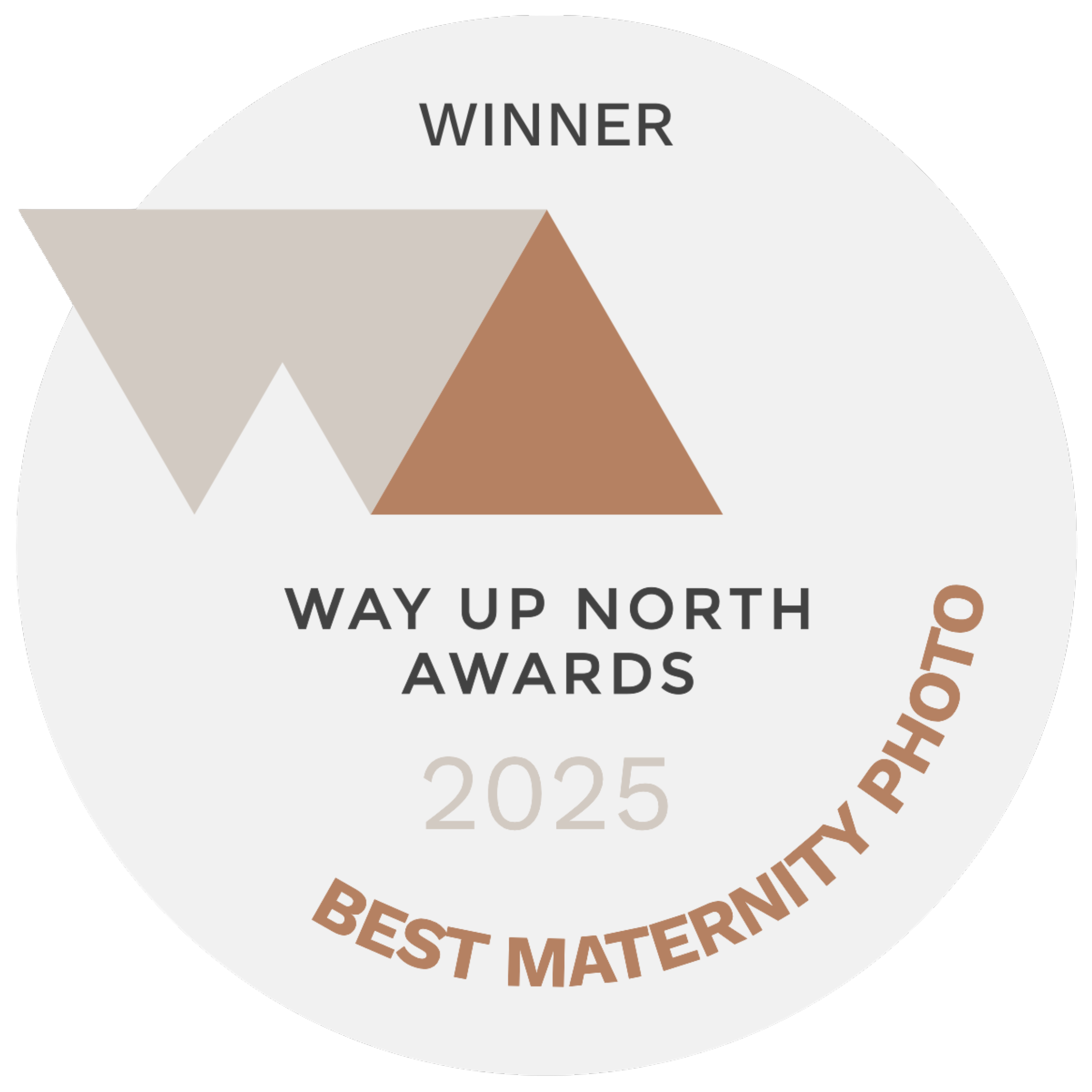 Award winning maternity photographer Rovaniemi