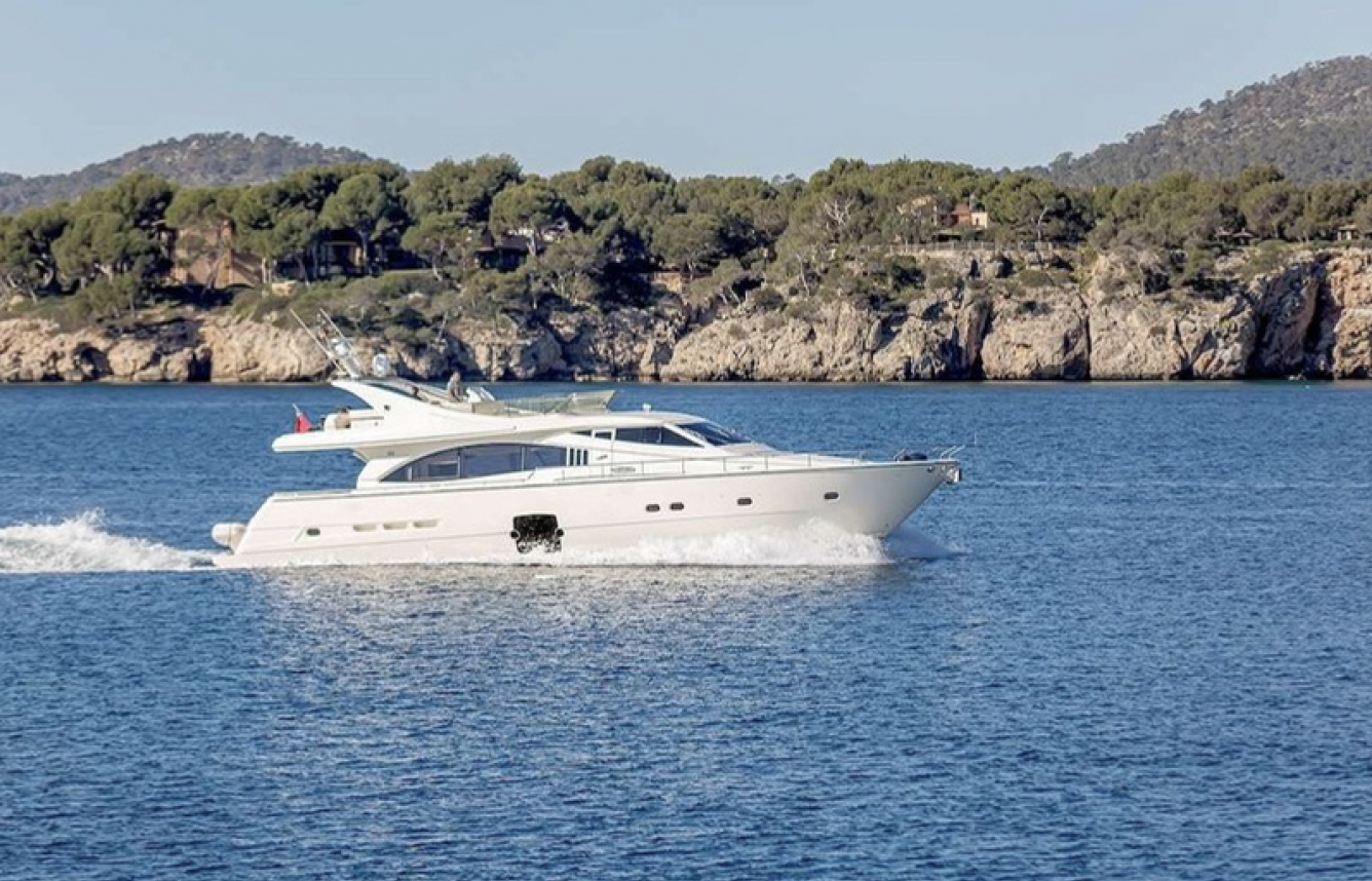 SmartYacht_Ferretti731_1.png