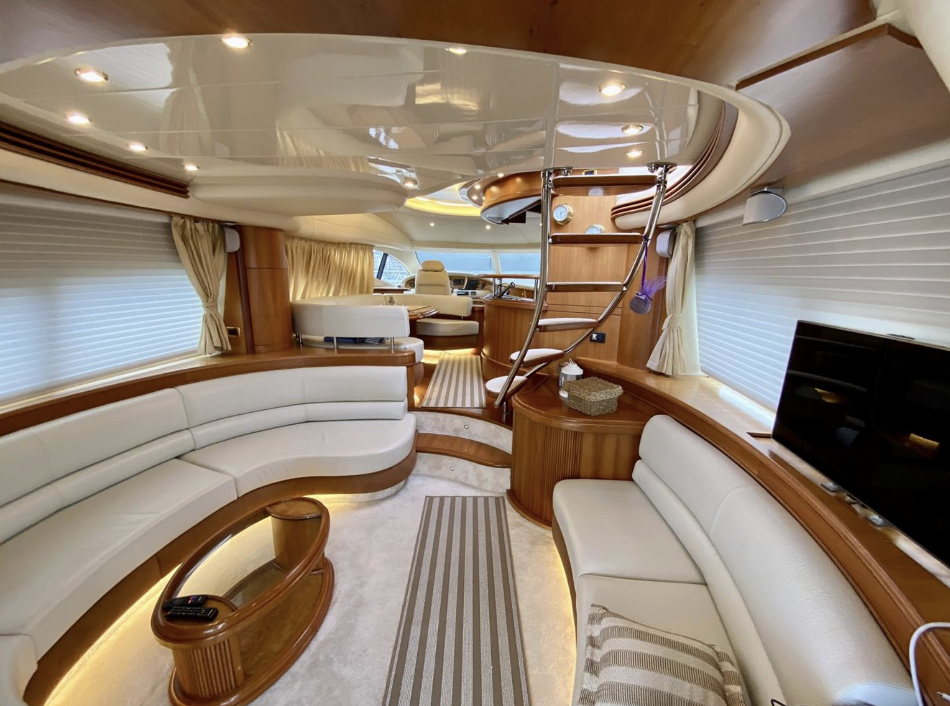 SmartYacht_Azimut 68 Evo_7.png