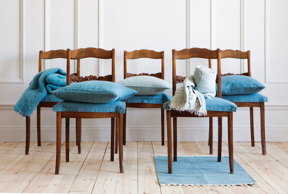 himla_living_hannelin-cushion-relax_sunshinefringe-cushion-throw-balance_weekday-cushion-relax_lawrence-throw-relax_särö-rug-relax_L.jpg