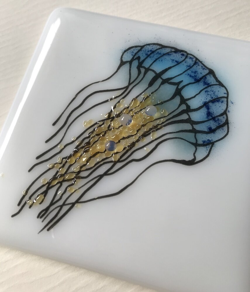 blue jellyfish .jpeg