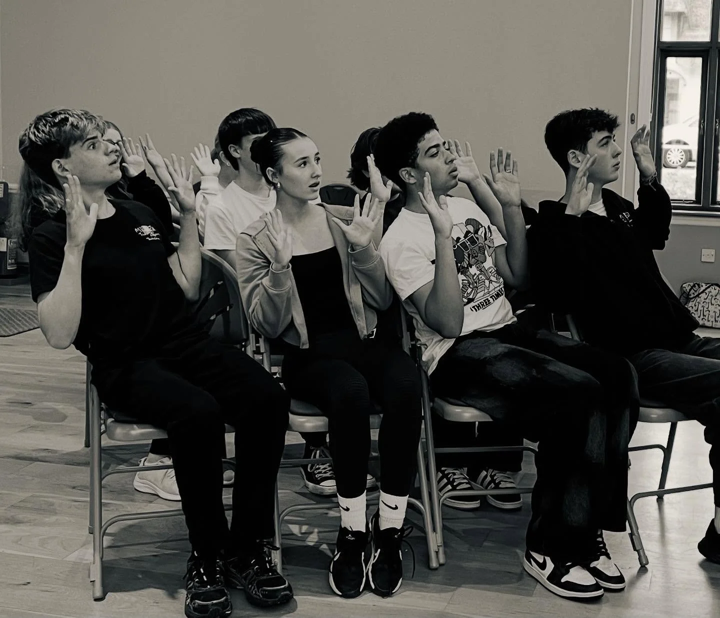 🎶 ‘…and I hollered, someone save me…’ 🎶
‘Sit Down You’re Rockin the Boat’ 
🎲 Guys & Dolls
📍 Saffron Walden Town Hall
🗓️ 12-15th November 
🎟️ Tickets: swmtc.littleboxoffice.com and in person fro