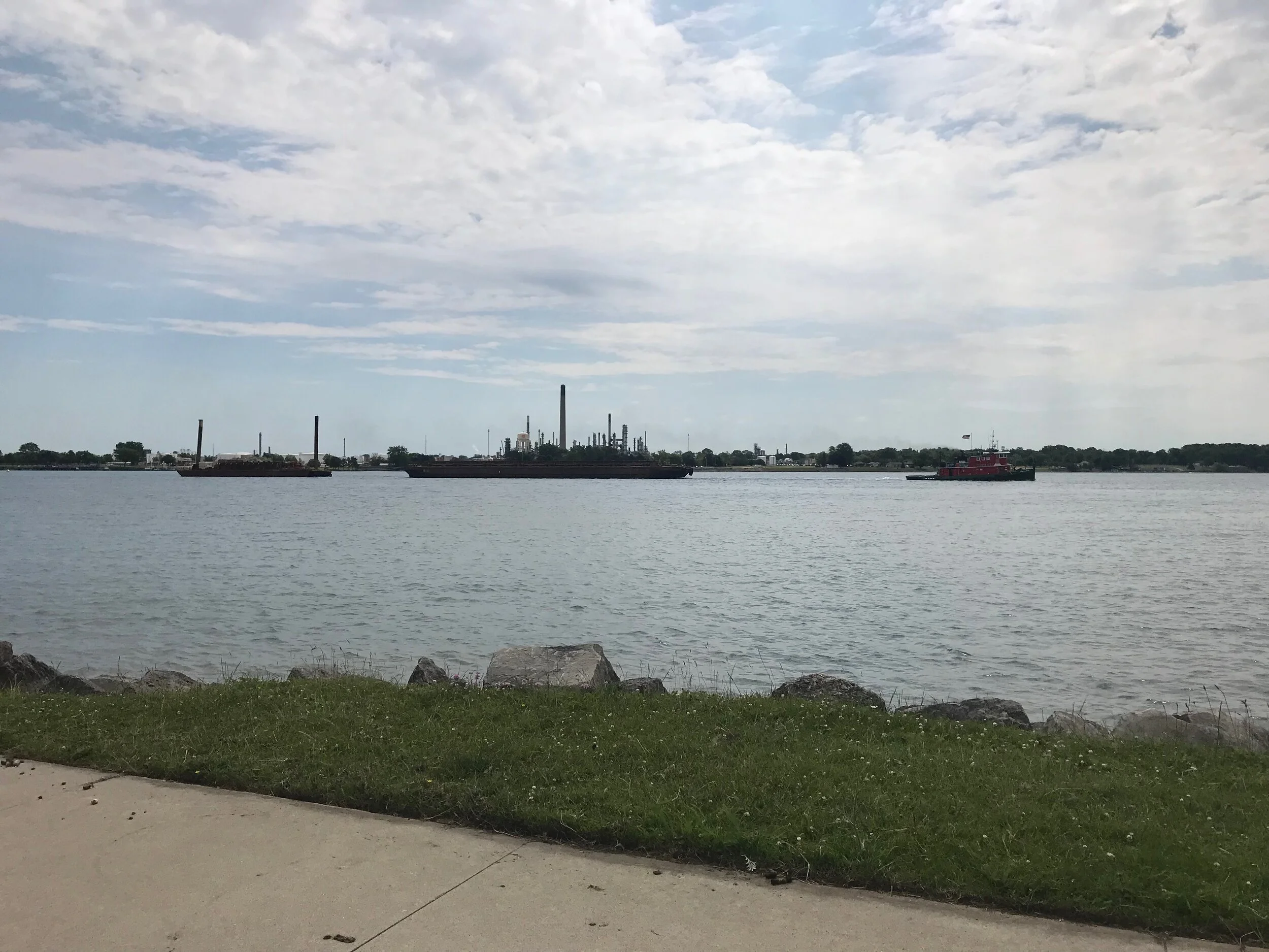 I think this tugboat was pulling the other two up the river.