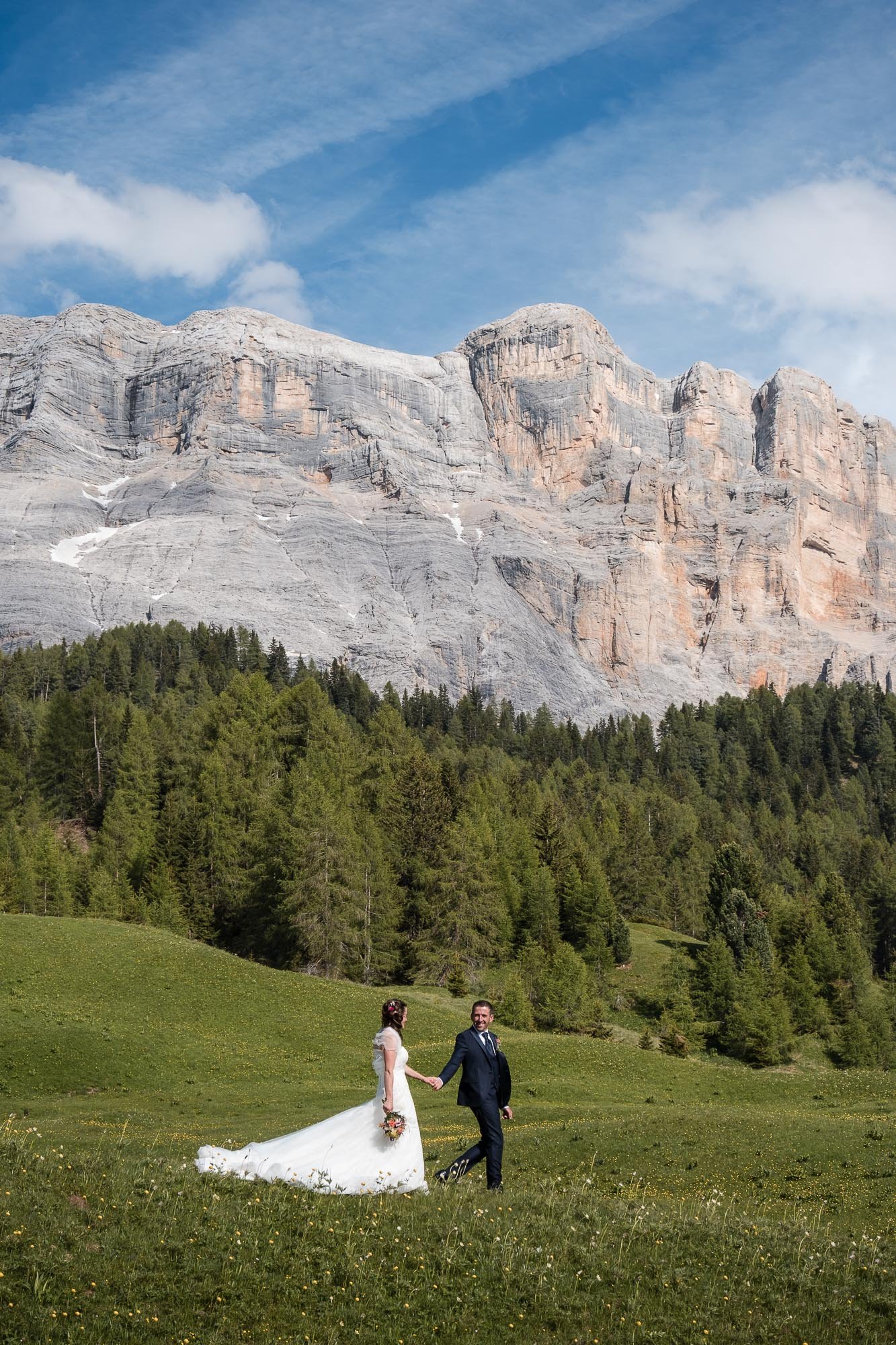 romantic wedding in Badia in the heart of the Dolomites