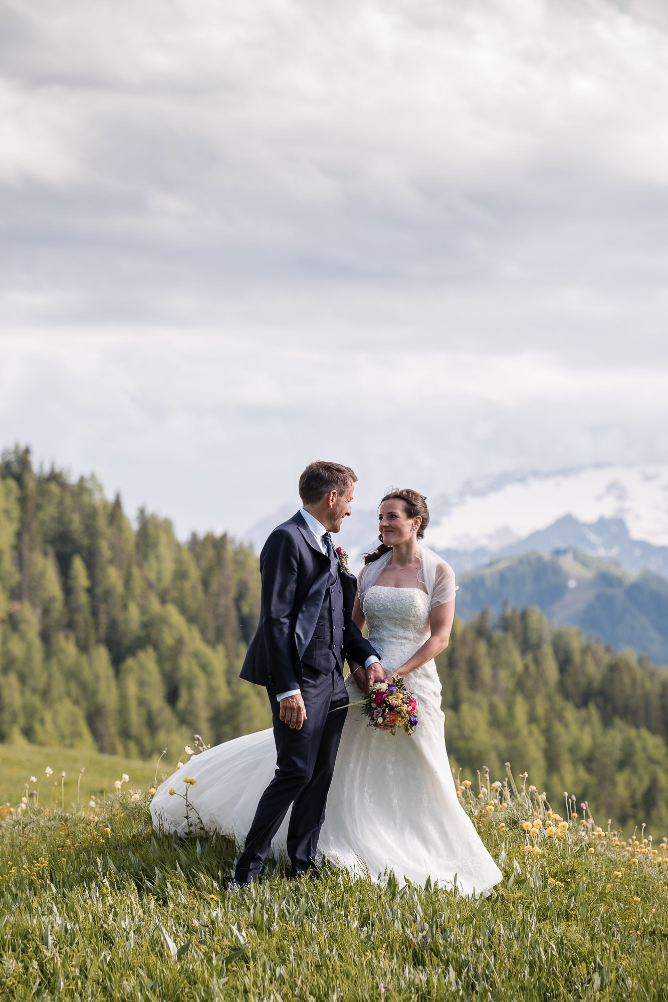 romantic wedding in Badia in the heart of the Dolomites
