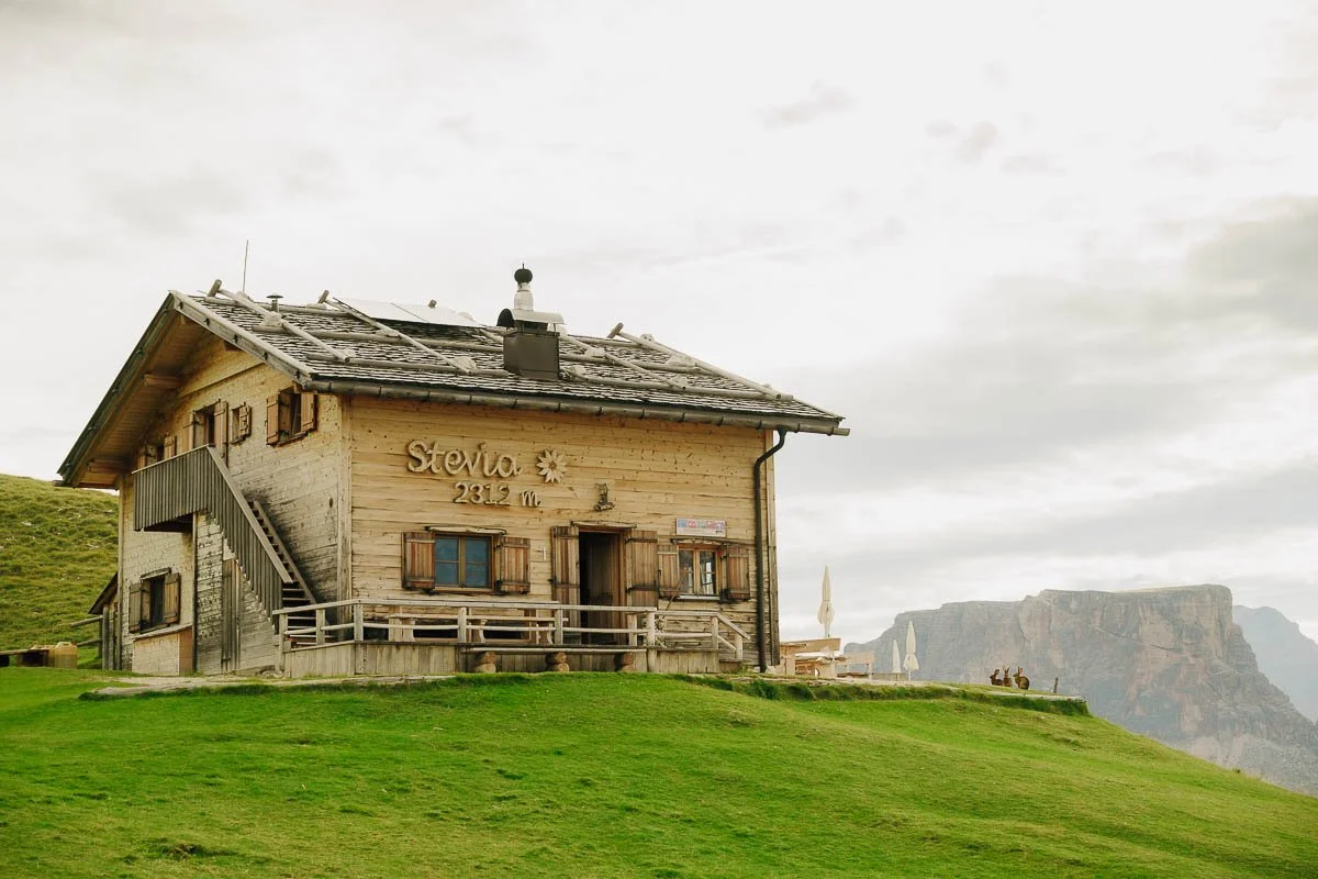 wedding photographer dolomites val gardena tour 2026-0024.jpg