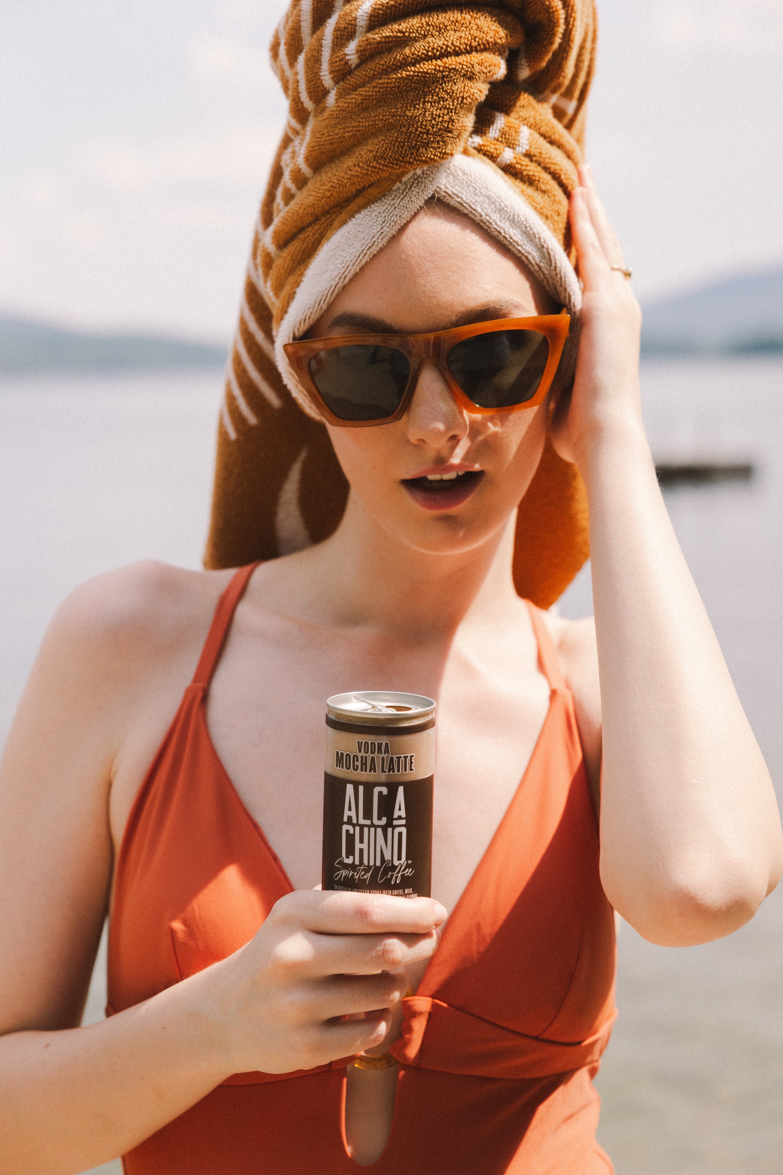 Alc-A-Chino || Content + Social
